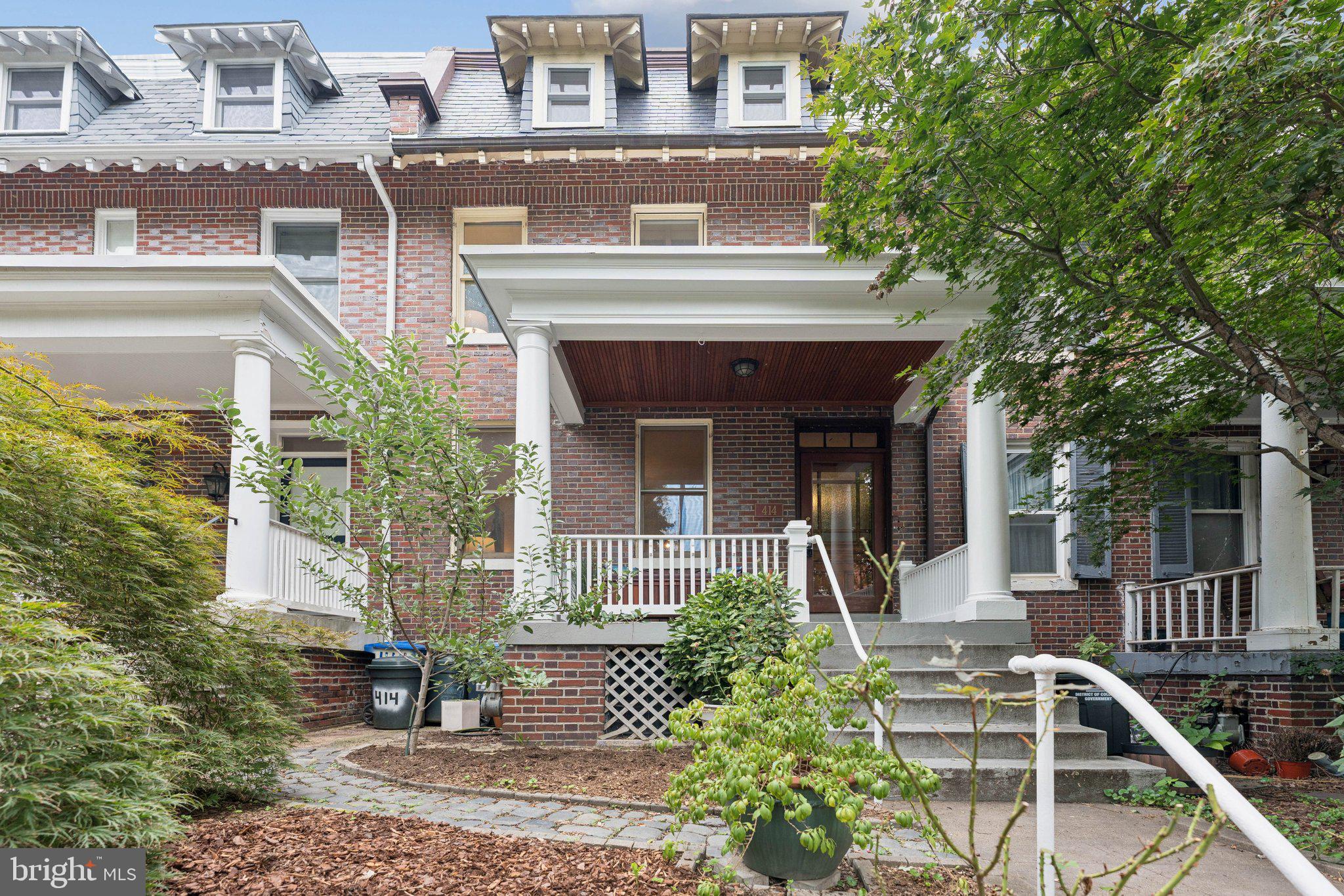 414 7TH STREET NE