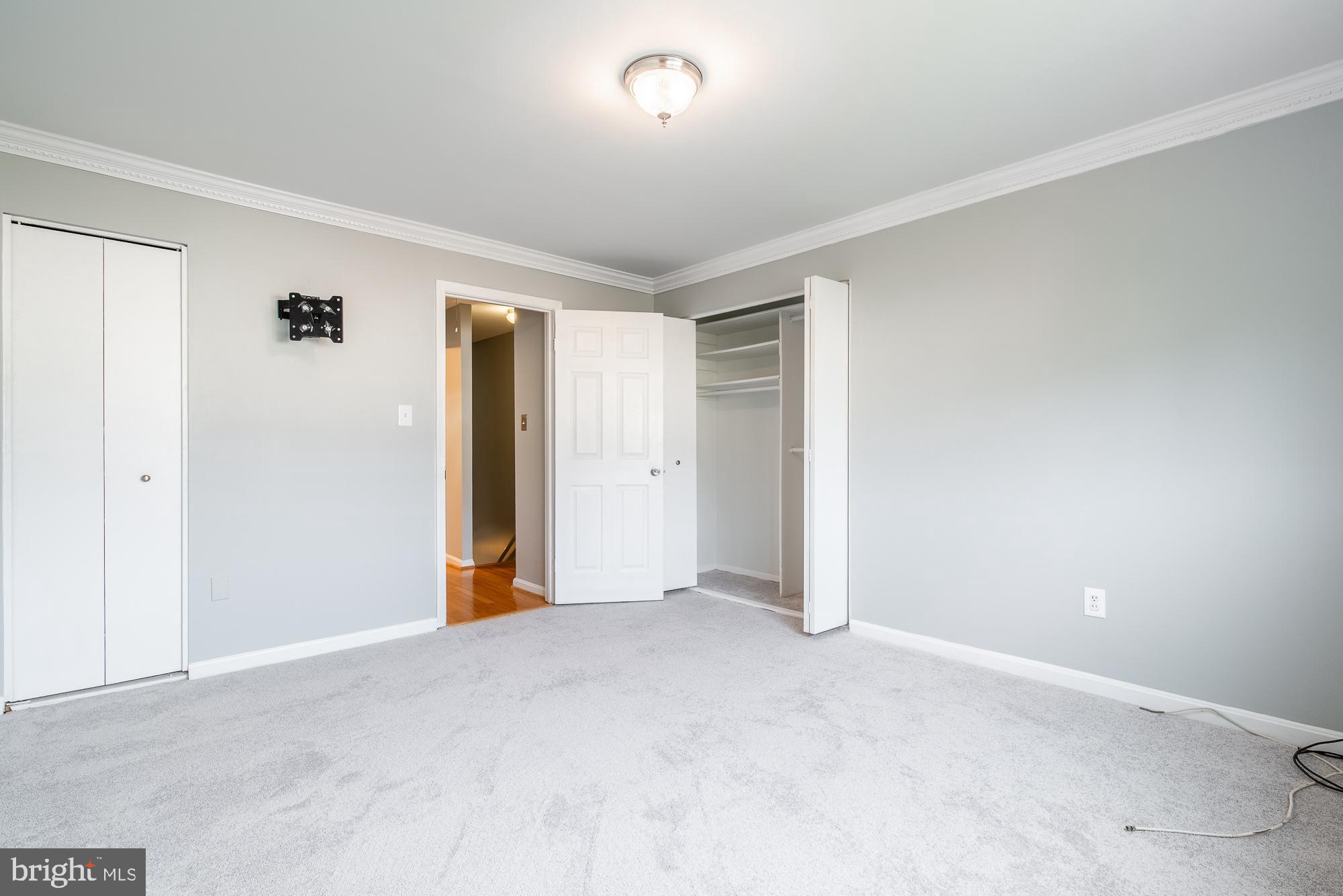 OXFORD ROW CONDOS - Residential