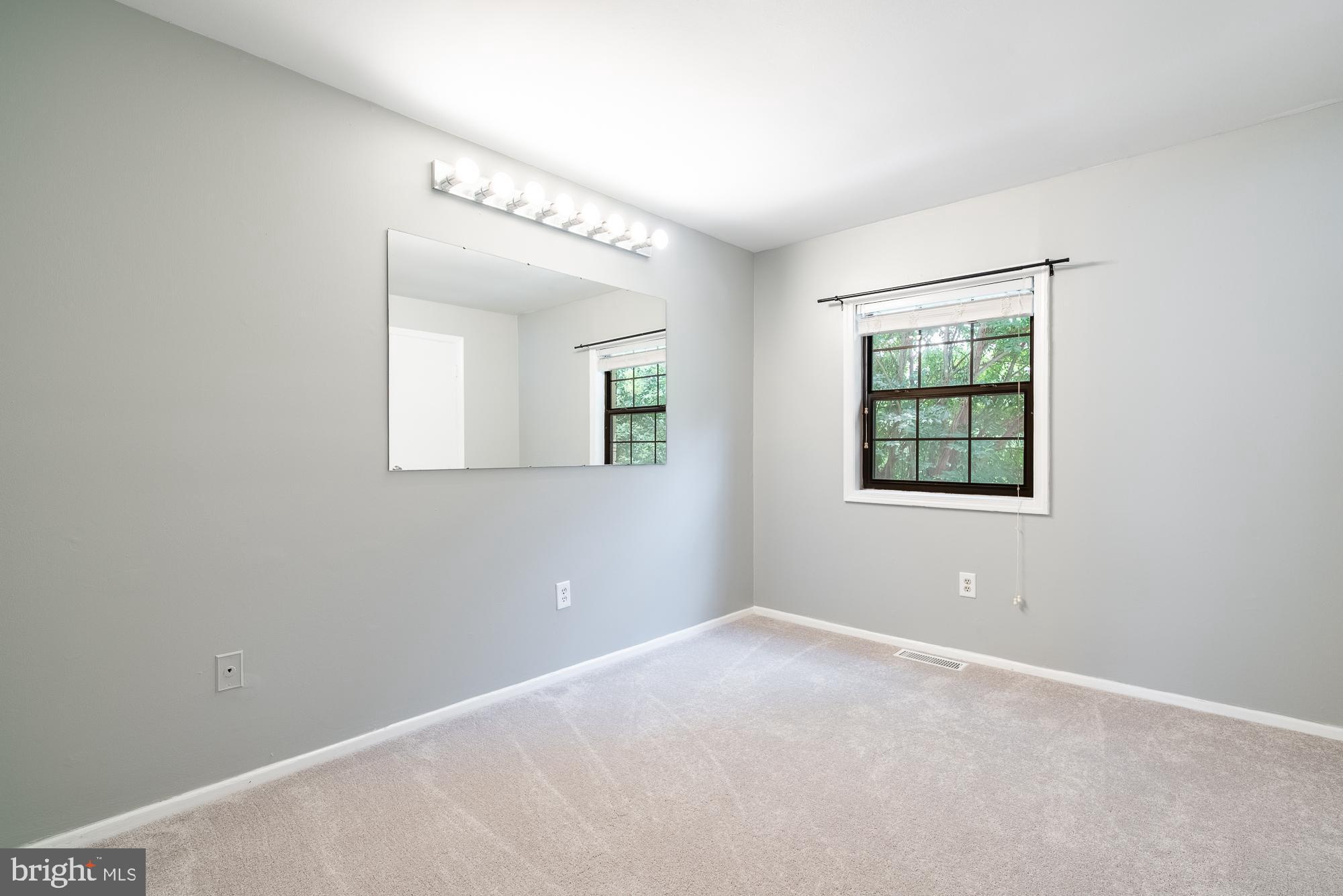 OXFORD ROW CONDOS - Residential