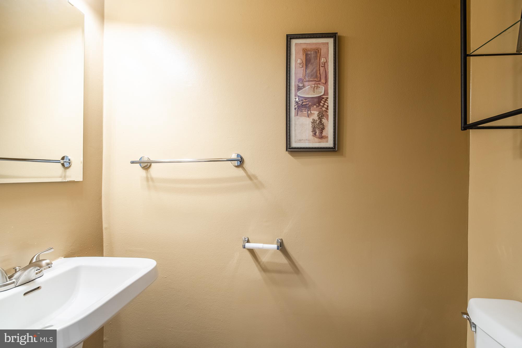 OXFORD ROW CONDOS - Residential