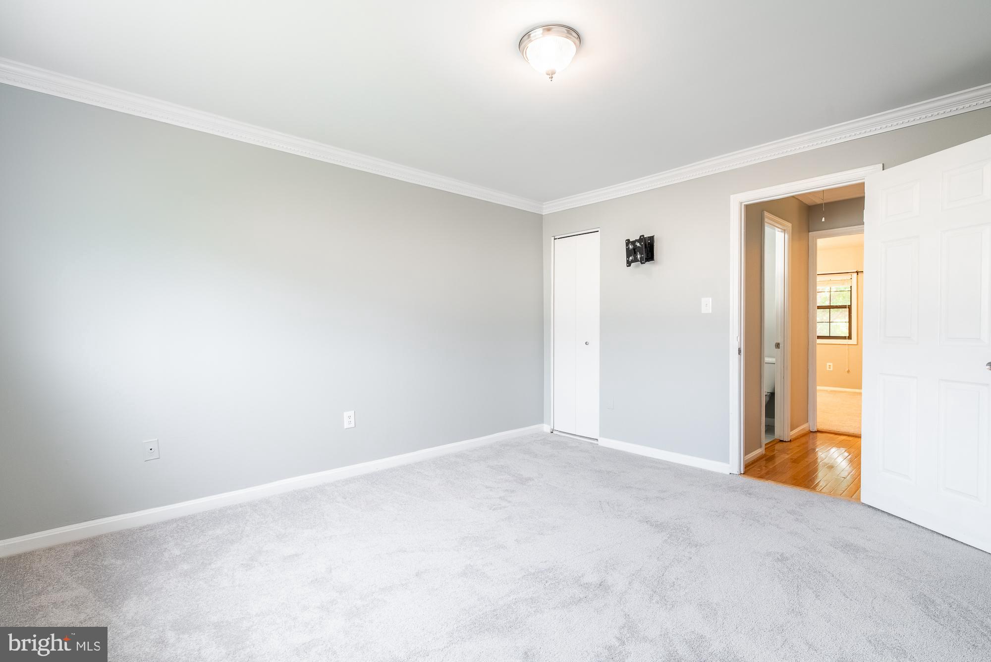 OXFORD ROW CONDOS - Residential