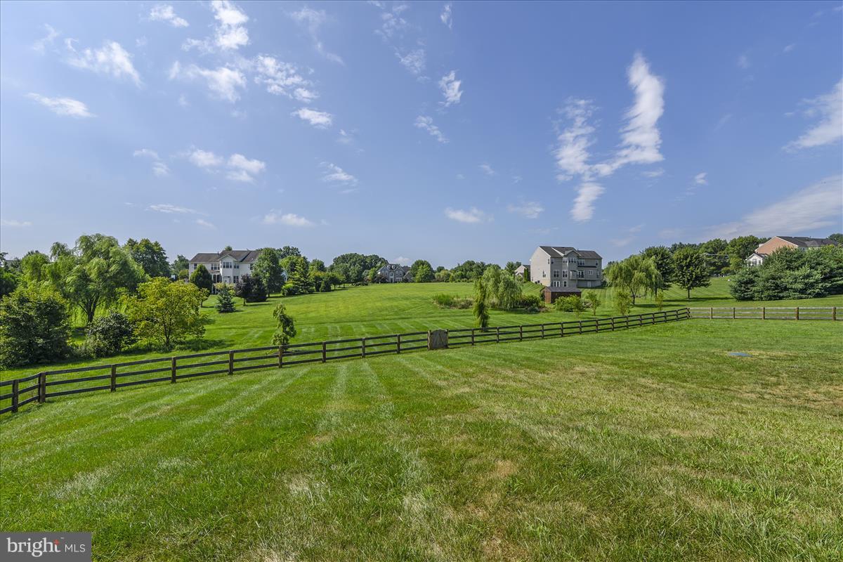 ROSE HILL - Residential