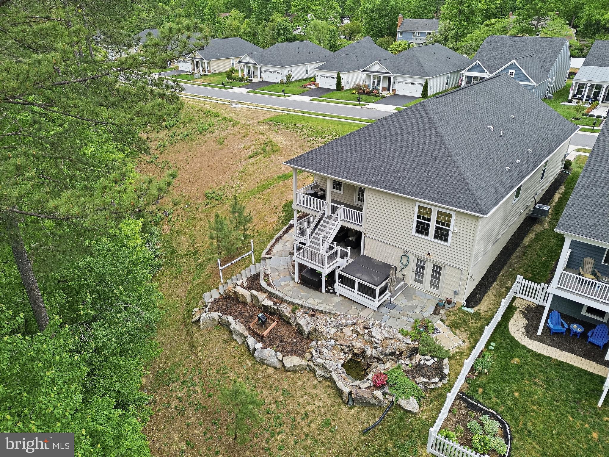 VIRGINIA HERITAGE AT LEE'S PARK - Residential