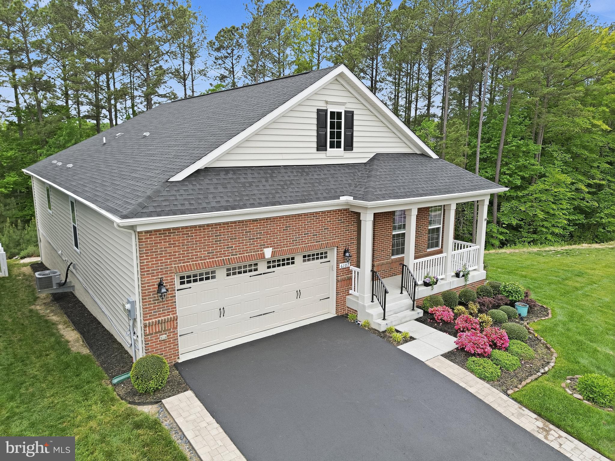 VIRGINIA HERITAGE AT LEE'S PARK - Residential