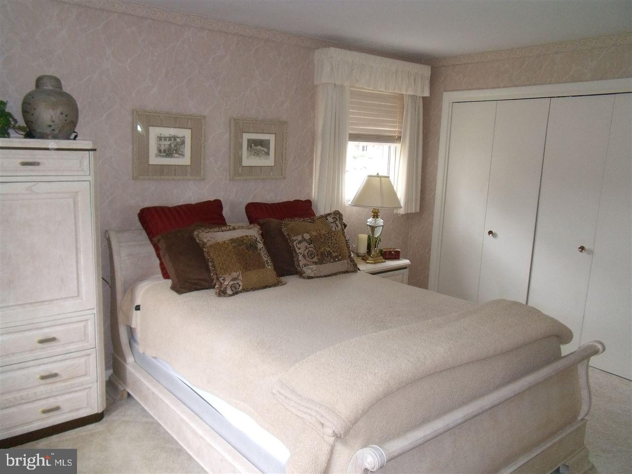 HAINES ACRES - Residential