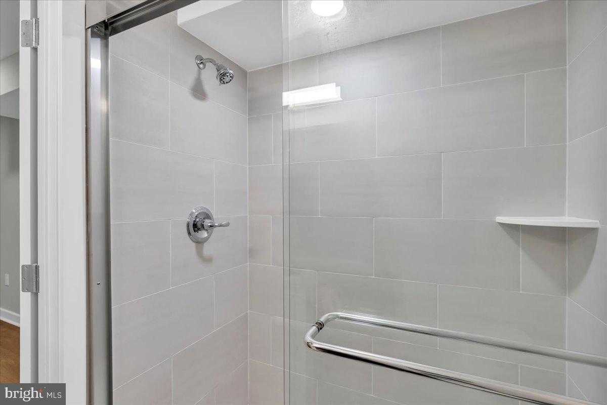 NORRIS SQUARE - Residential Income