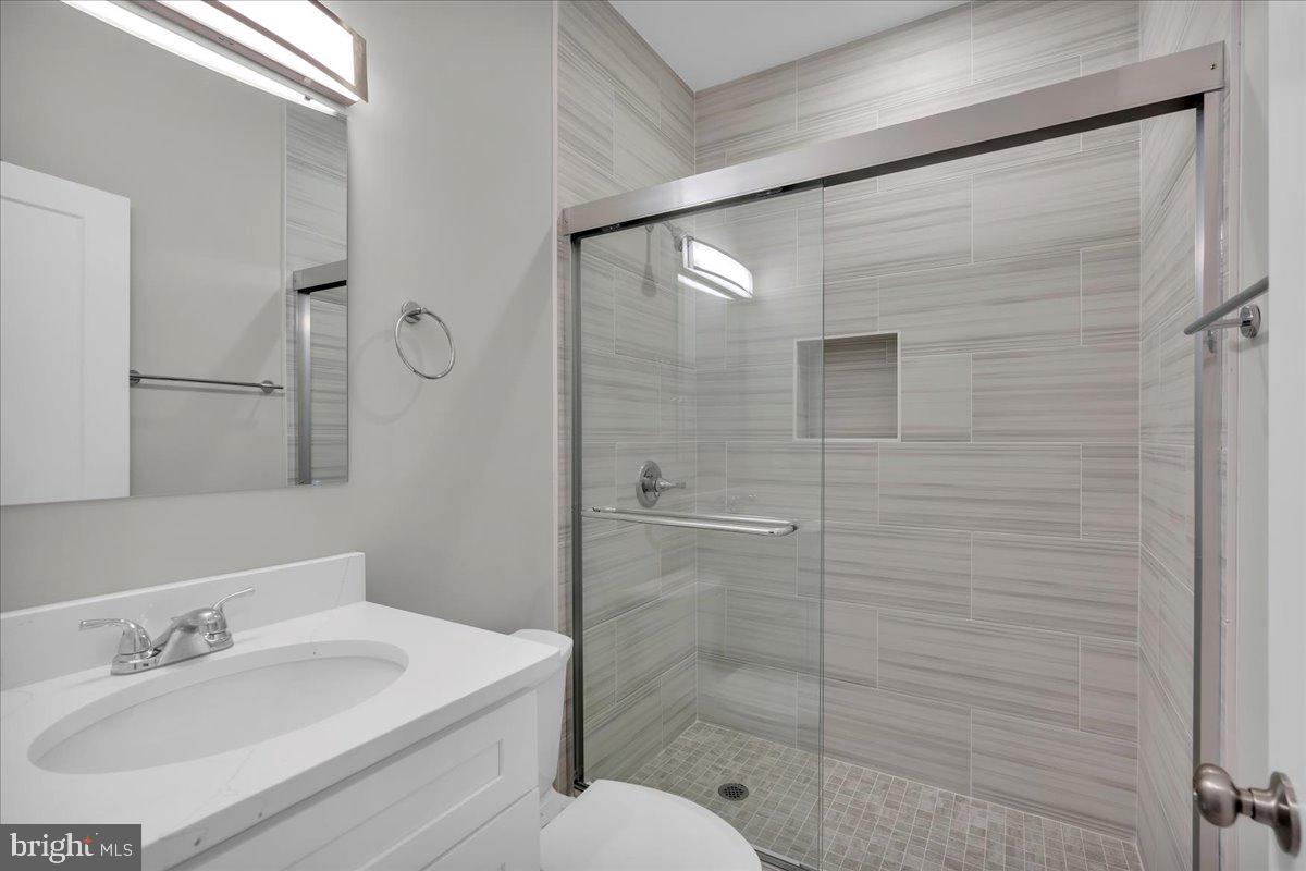 NORRIS SQUARE - Residential Income