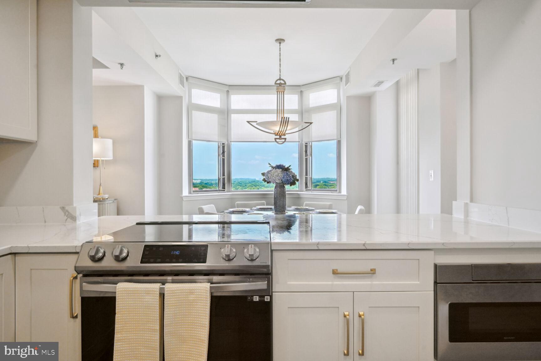 THE WISCONSIN - Residential