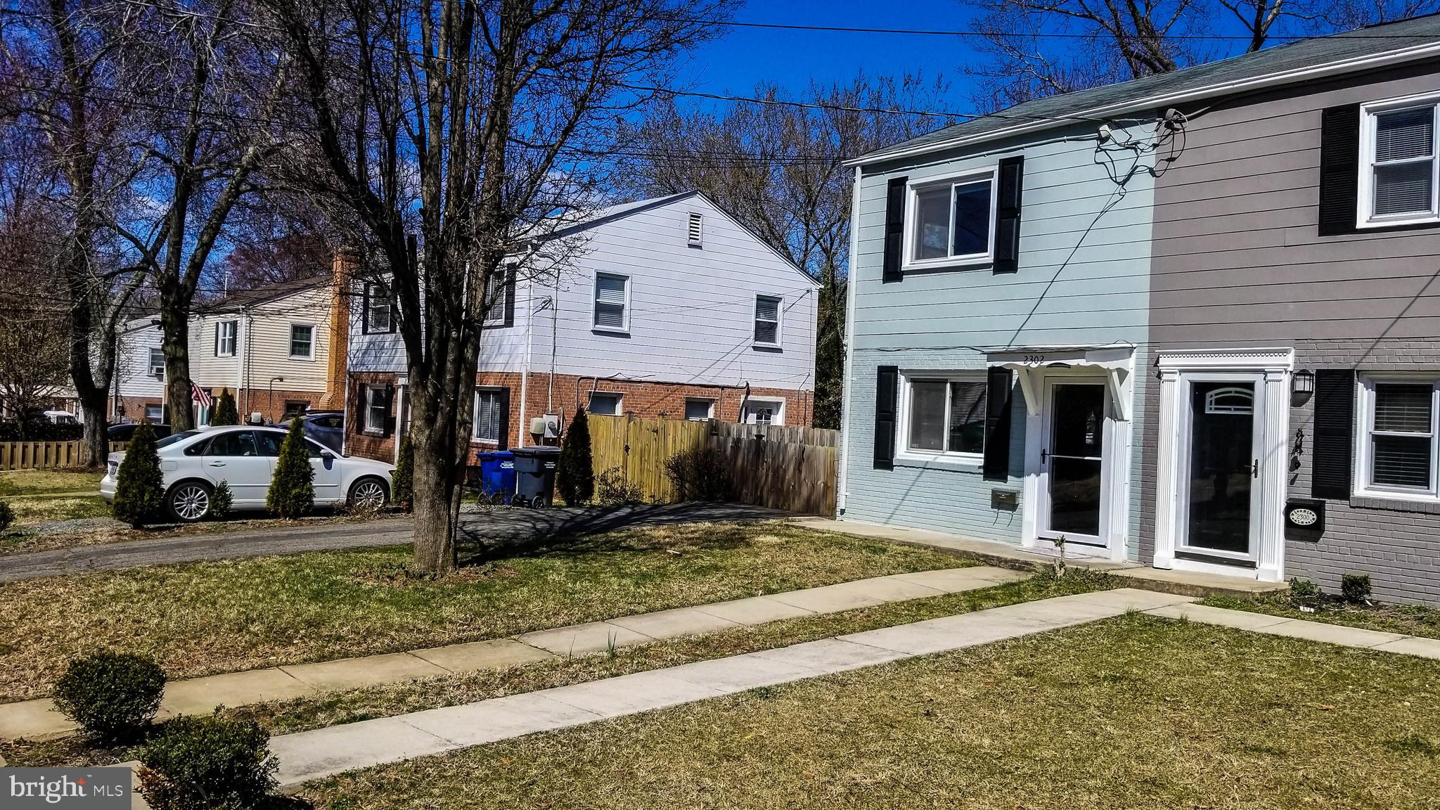 HUNTINGTON - Residential Lease