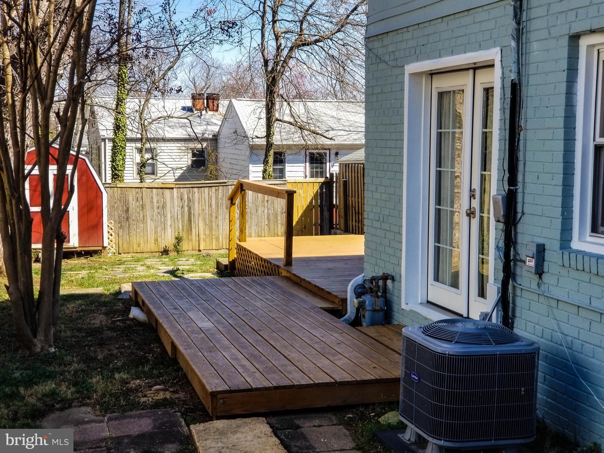 HUNTINGTON - Residential Lease