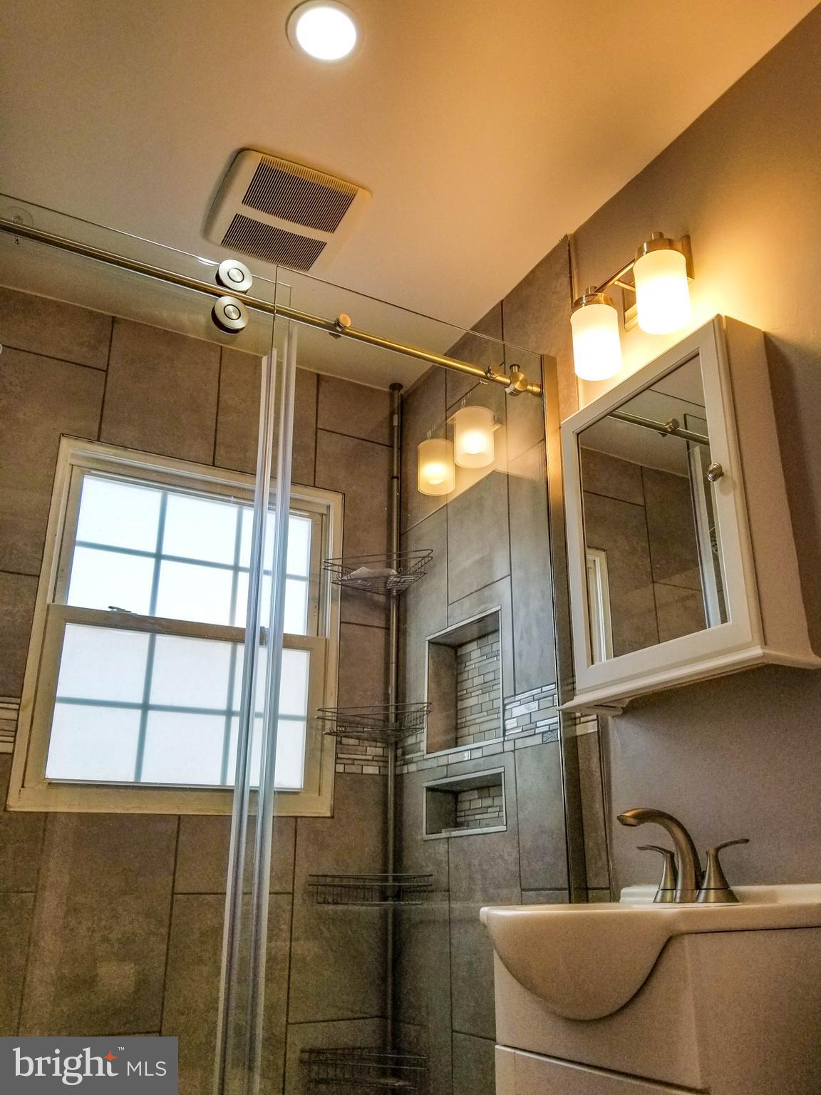 HUNTINGTON - Residential Lease