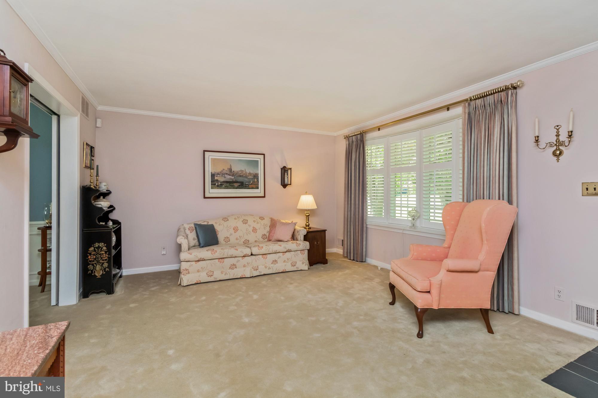 PERRY HALL - Residential