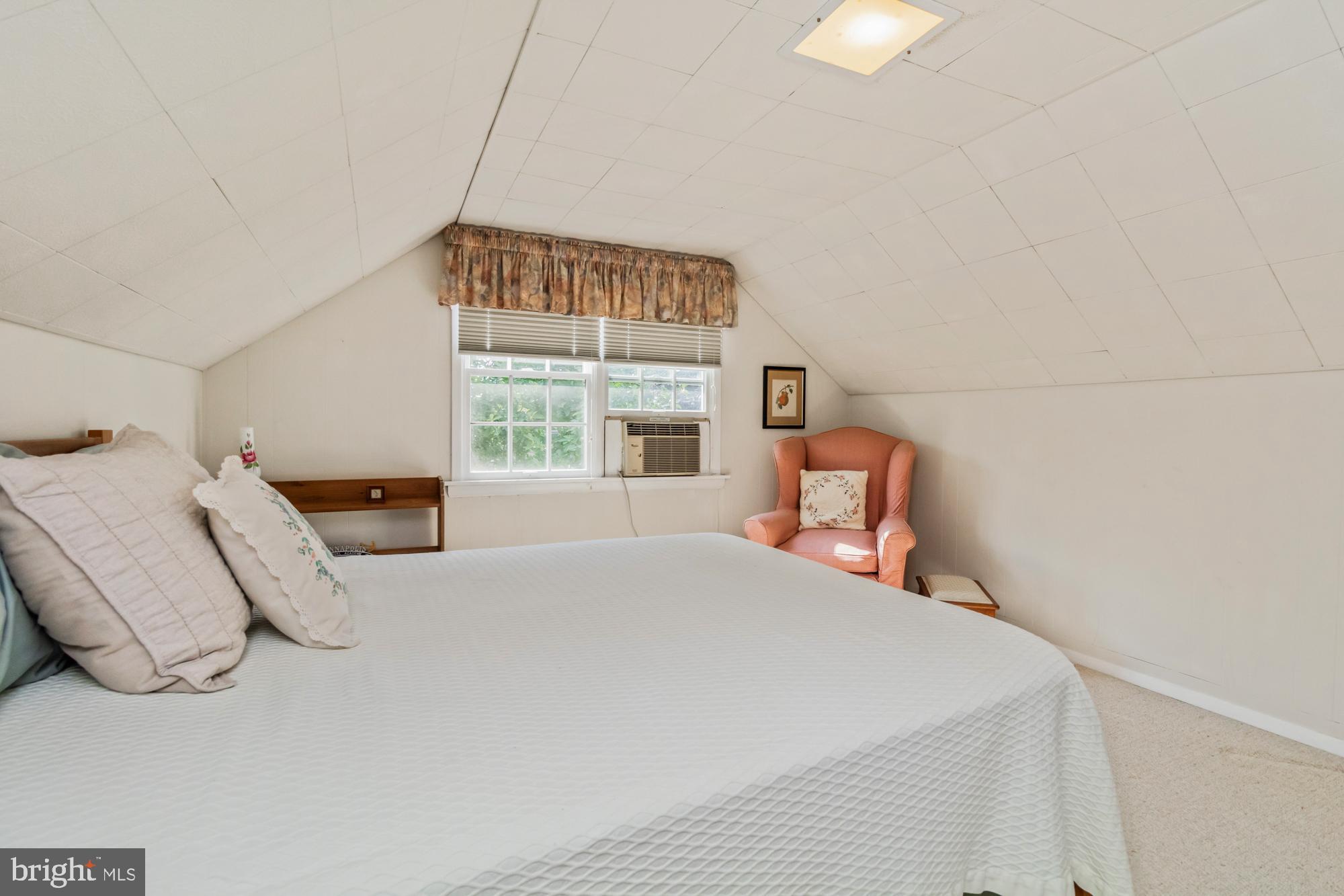 PERRY HALL - Residential