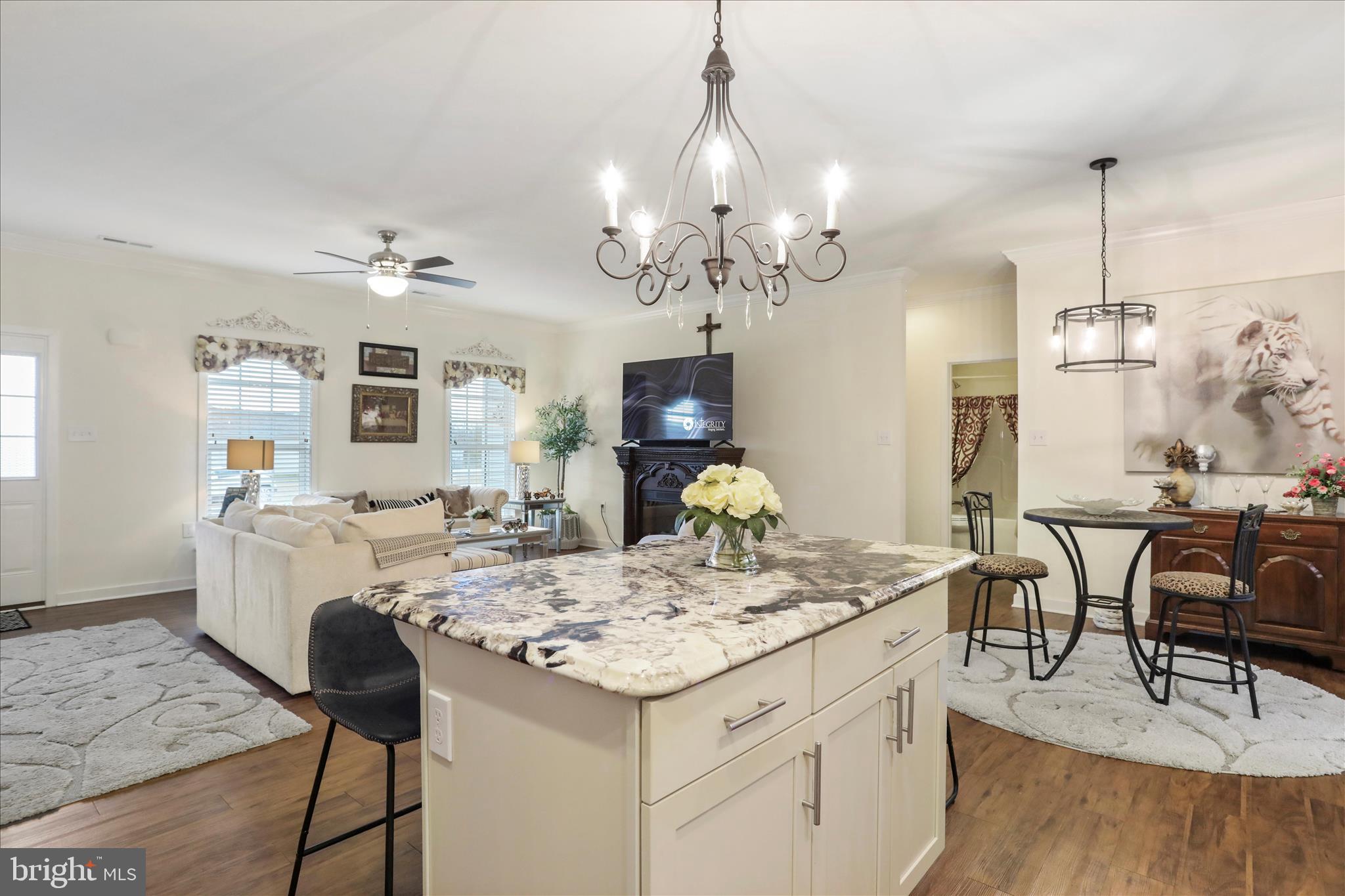 BROOKFIELD - Residential