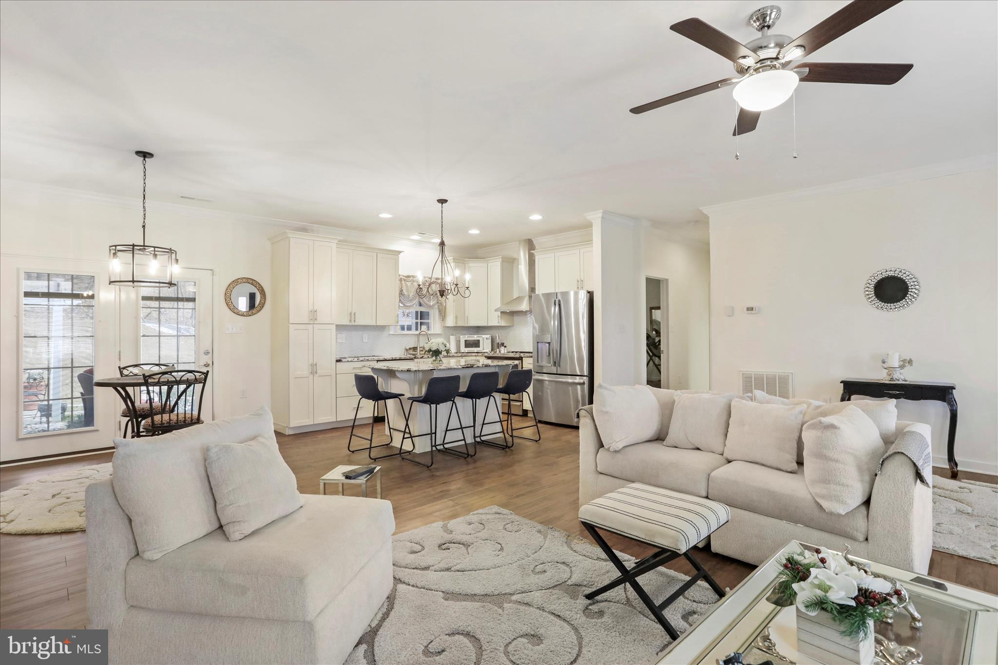 BROOKFIELD - Residential