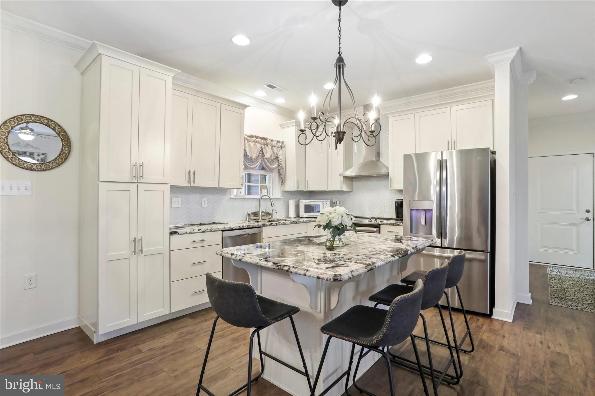 BROOKFIELD - Residential