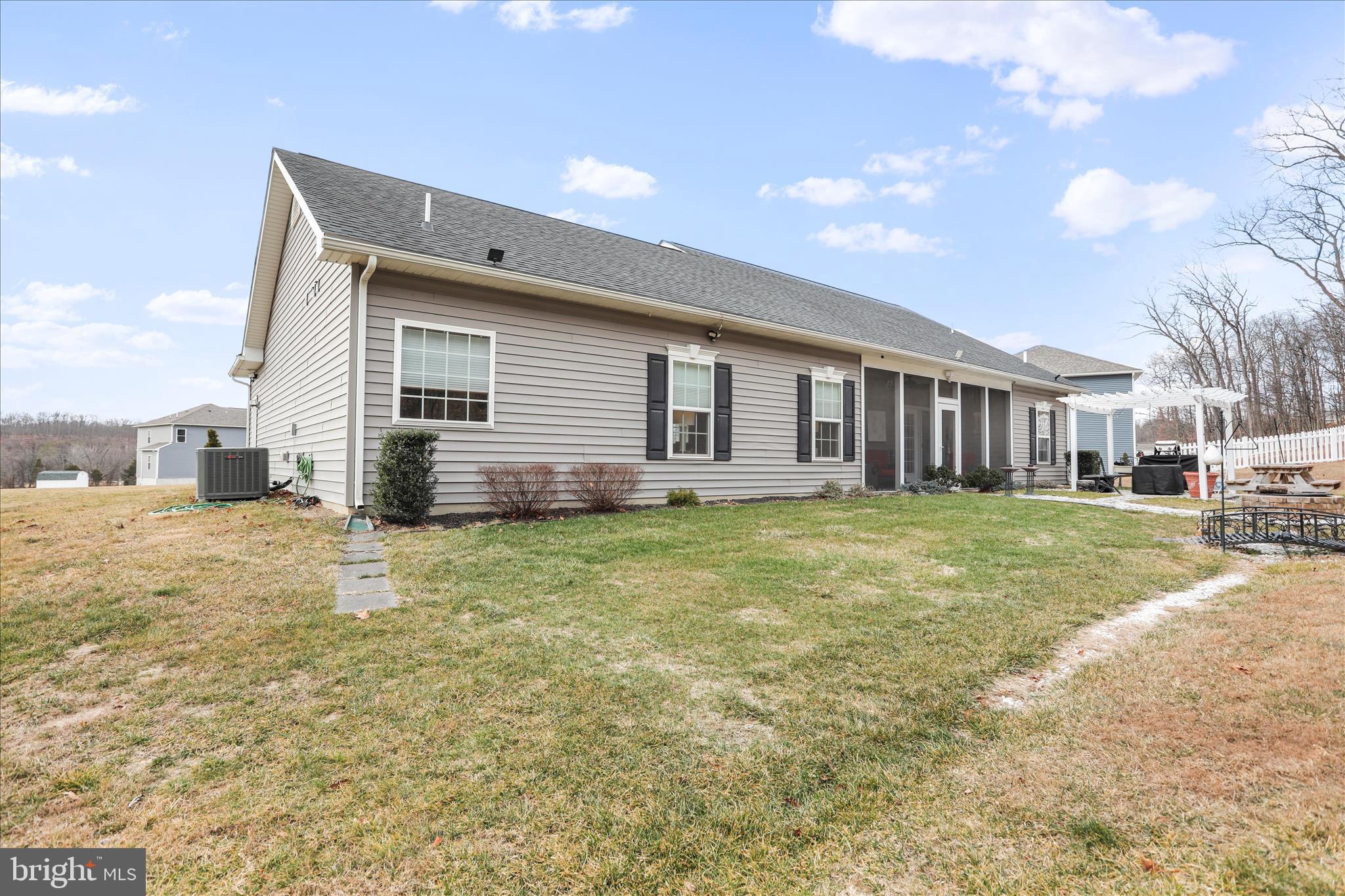 BROOKFIELD - Residential