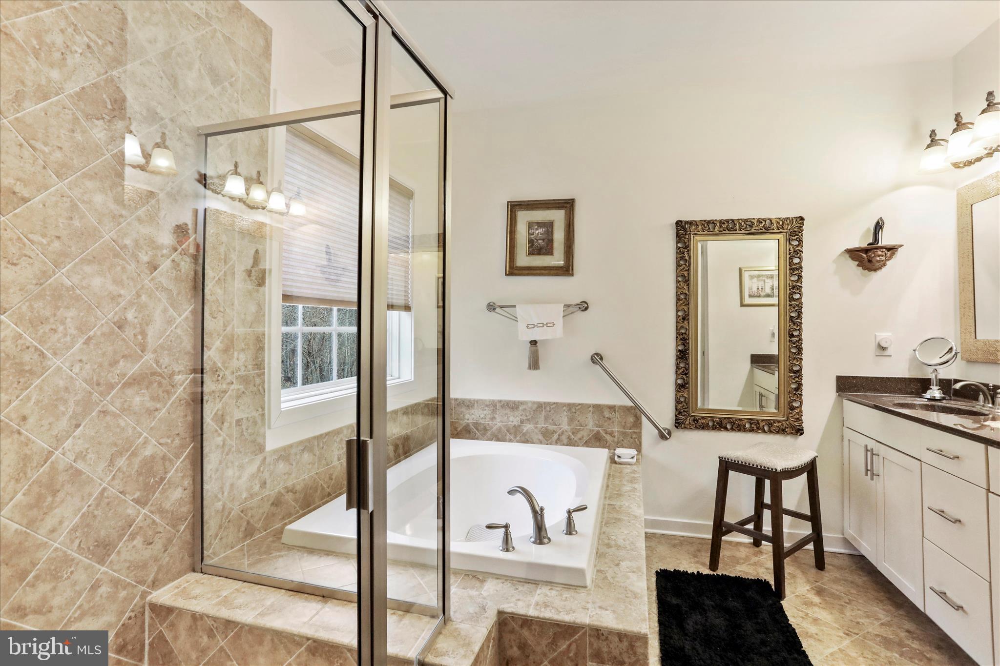 BROOKFIELD - Residential