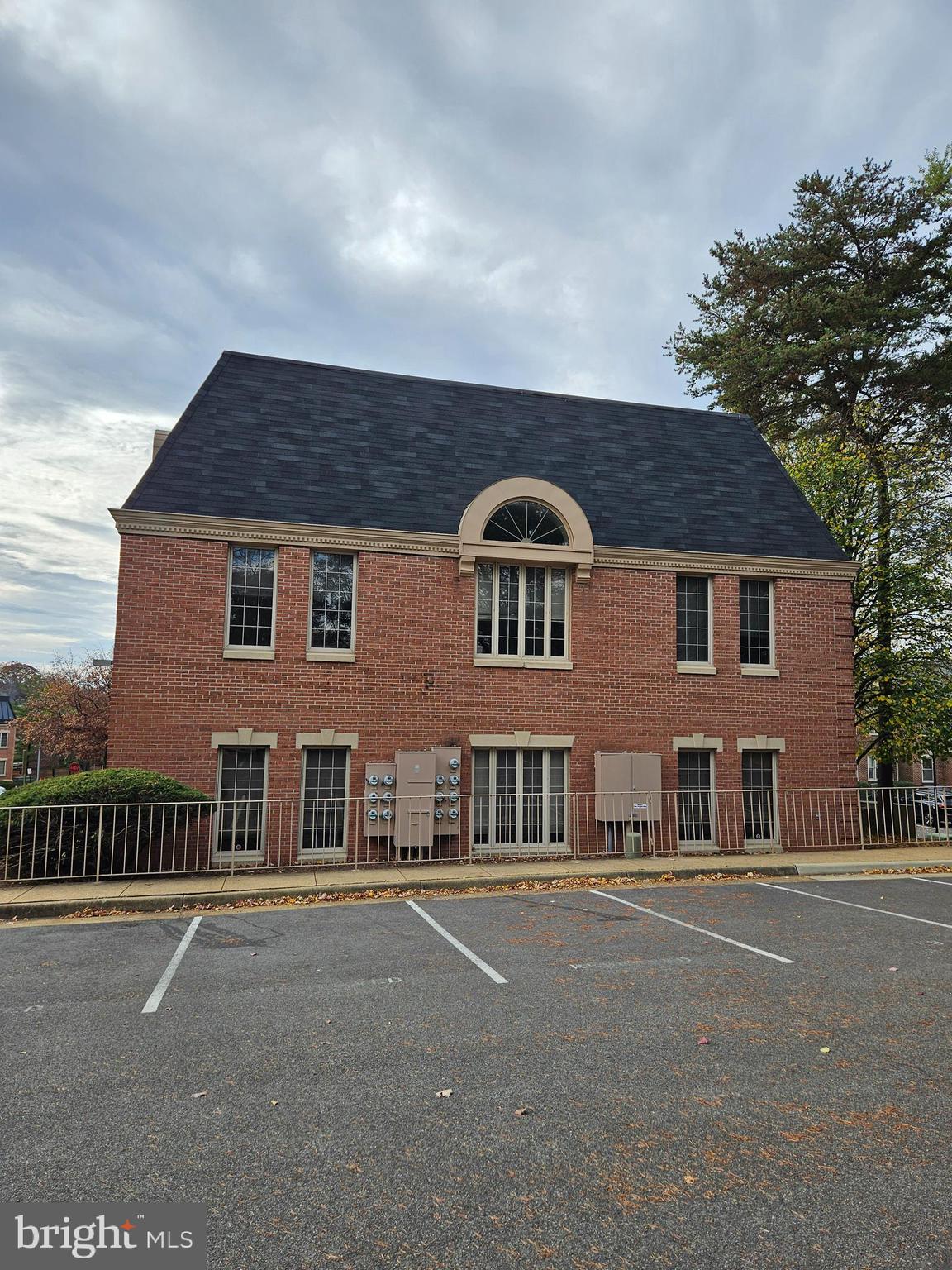 7008 LITTLE RIVER 4L