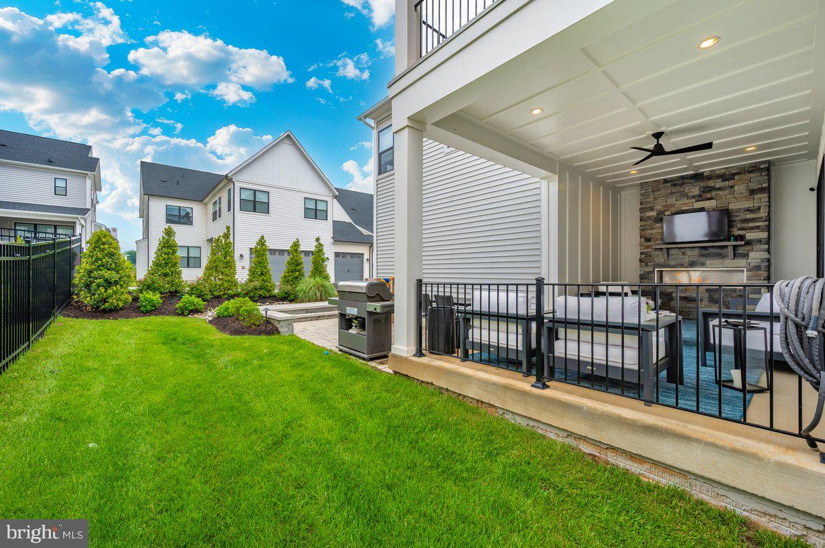 MT. PROSPECT - Residential