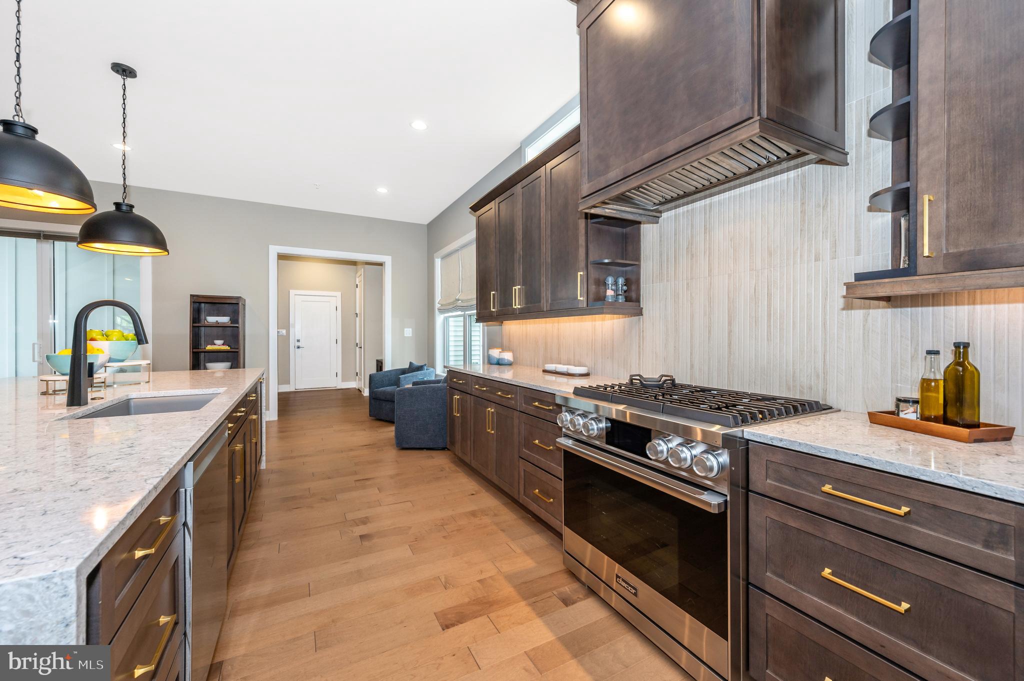 MT. PROSPECT - Residential