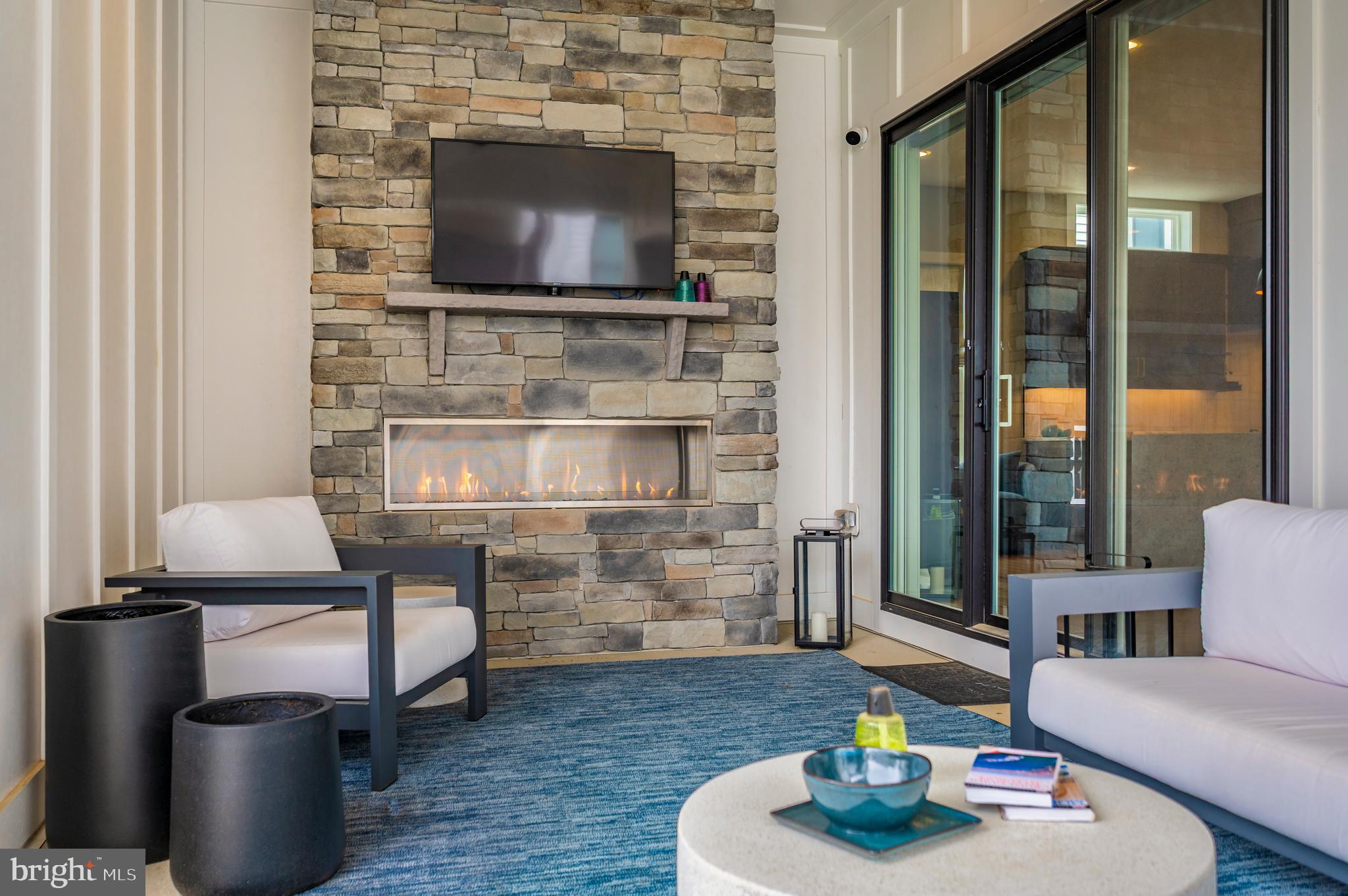 MT. PROSPECT - Residential