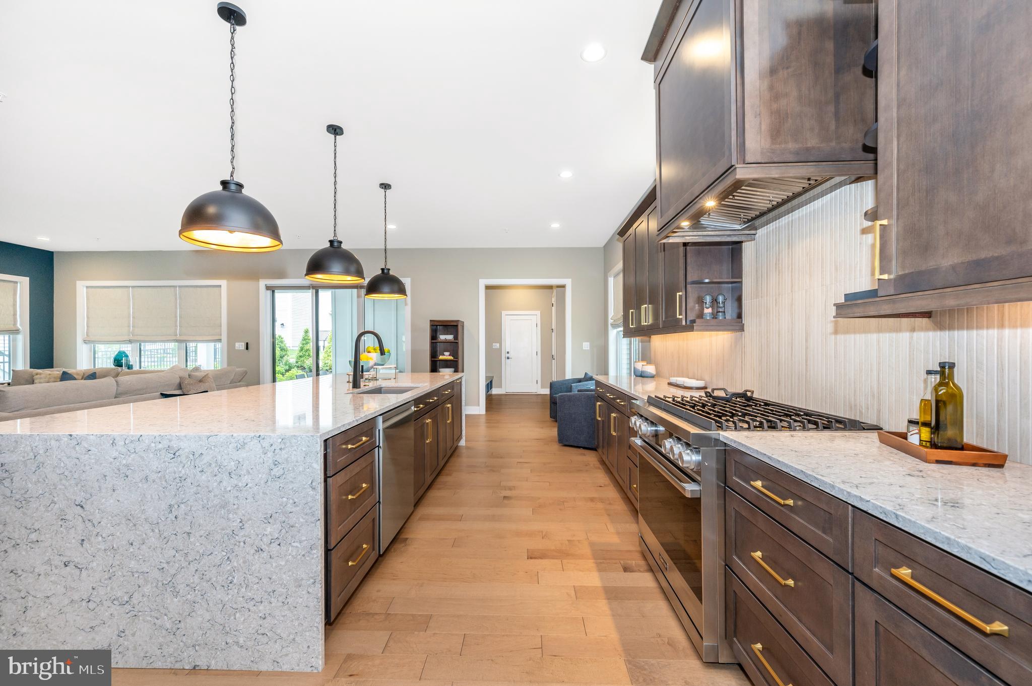 MT. PROSPECT - Residential