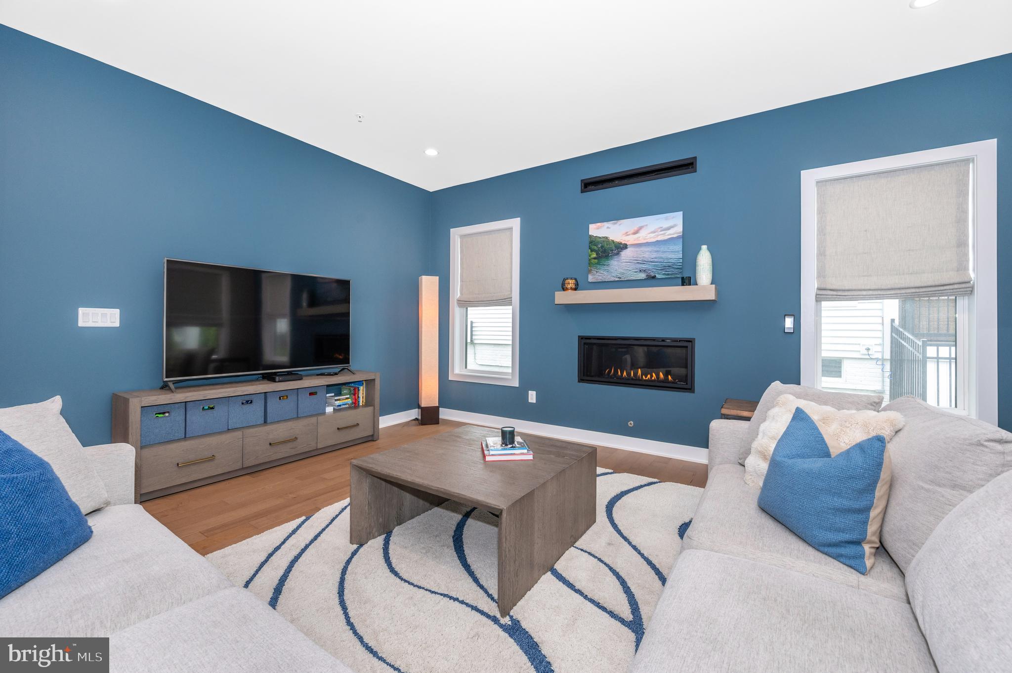 MT. PROSPECT - Residential