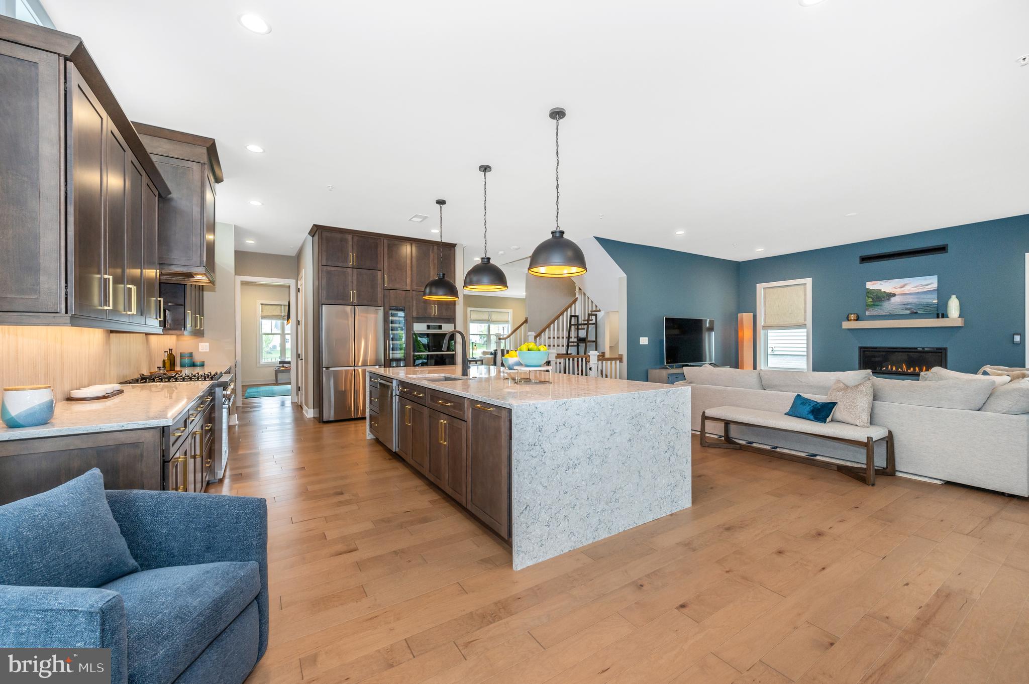 MT. PROSPECT - Residential