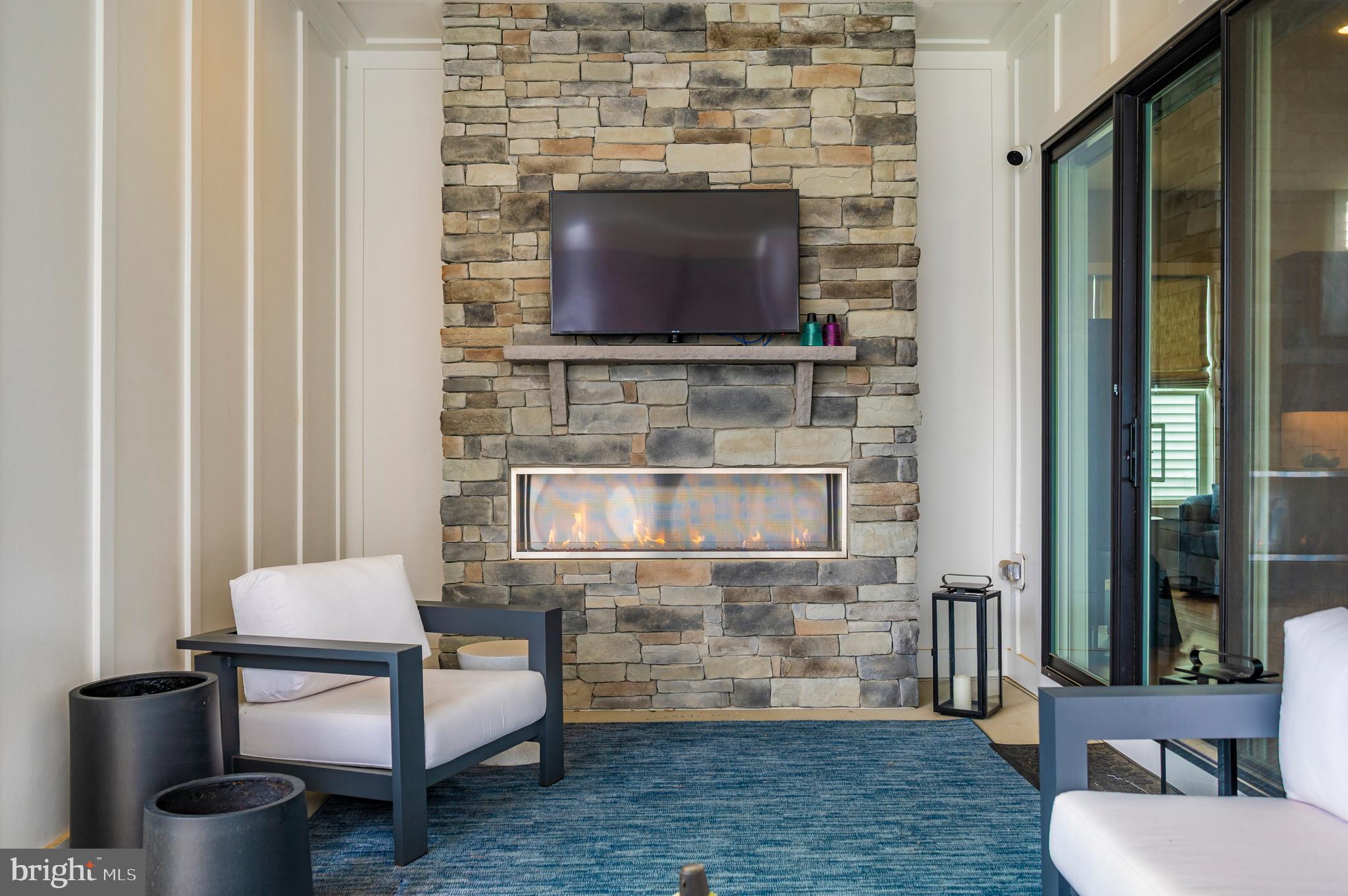 MT. PROSPECT - Residential