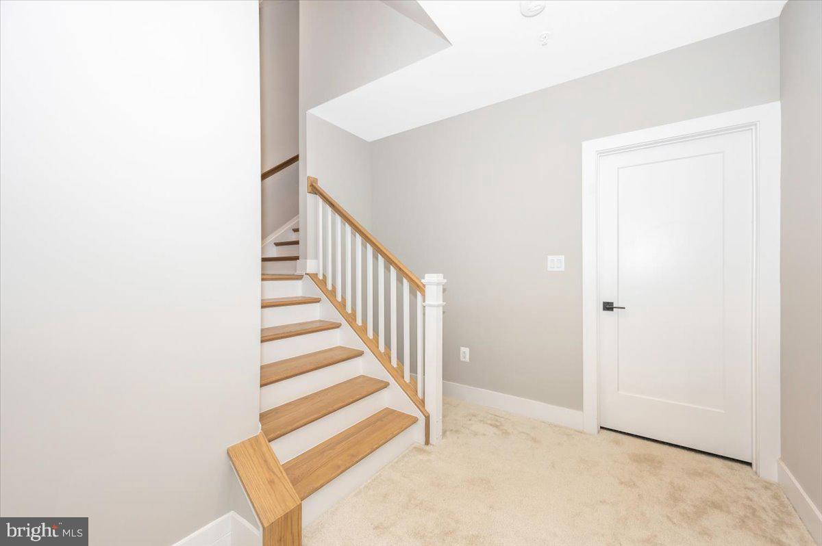 MT. PROSPECT - Residential