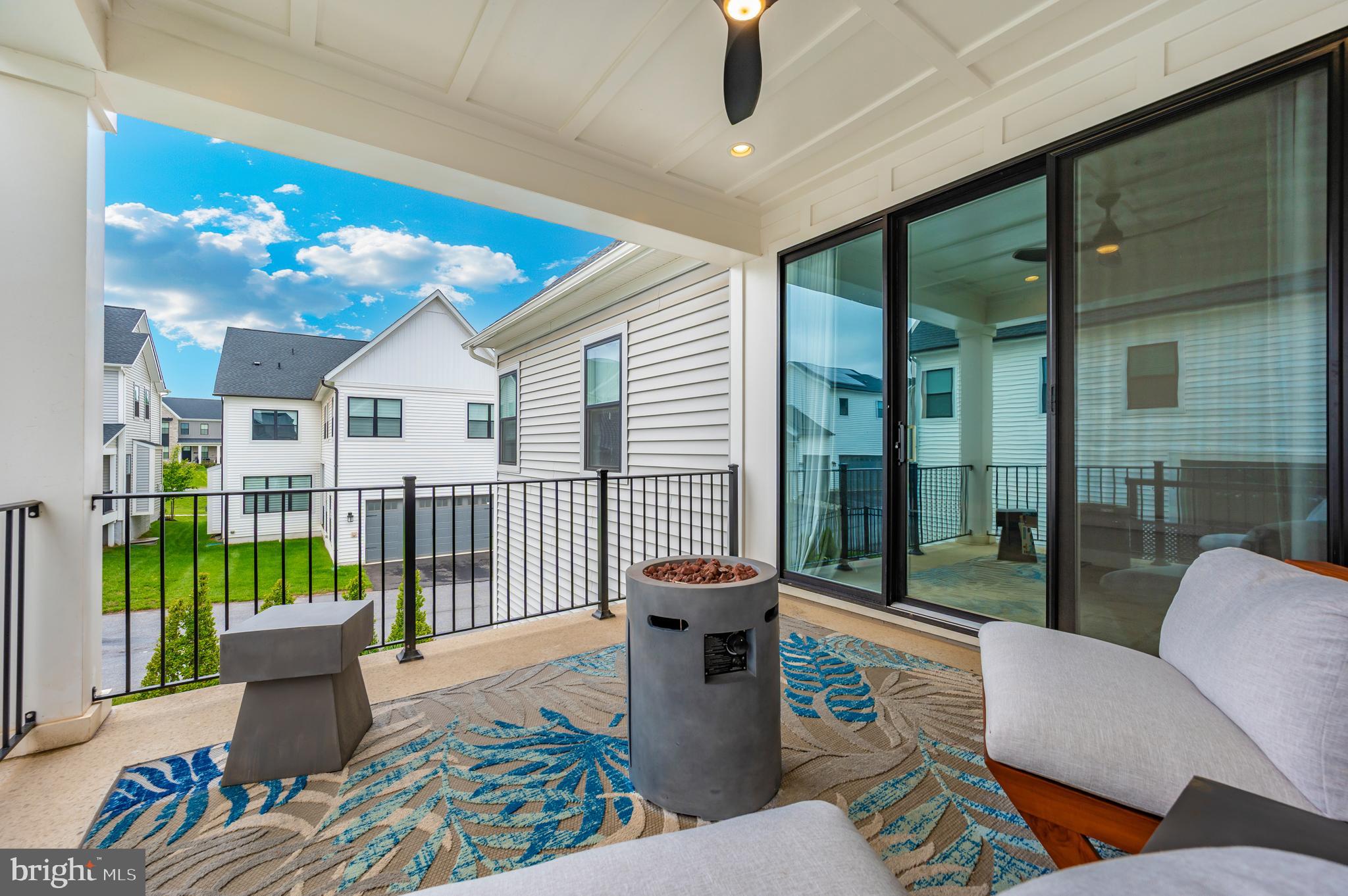 MT. PROSPECT - Residential