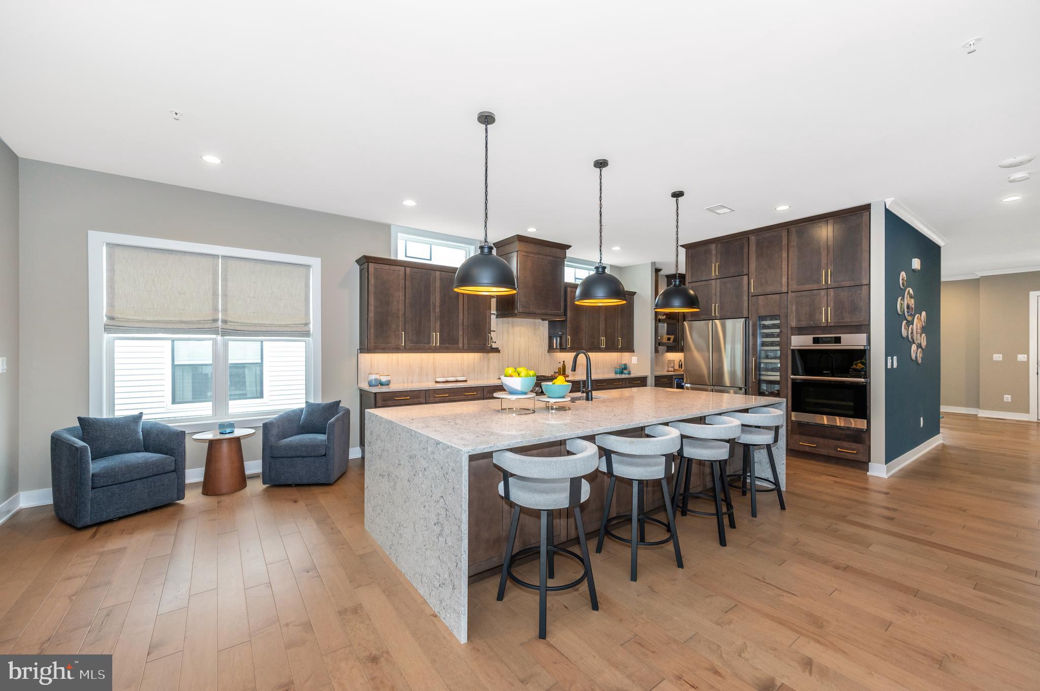 MT. PROSPECT - Residential