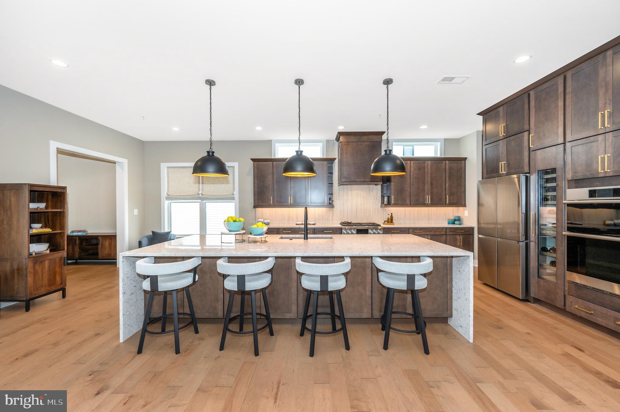 MT. PROSPECT - Residential