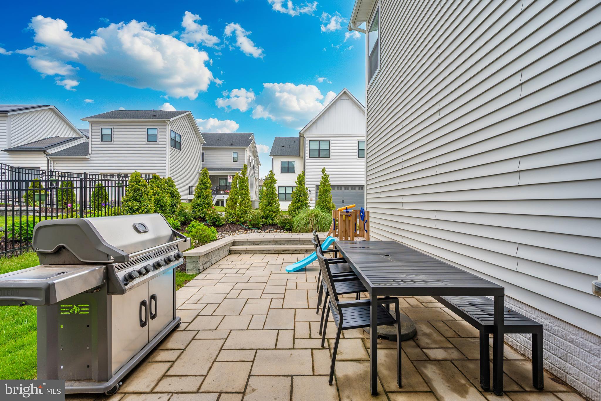 MT. PROSPECT - Residential