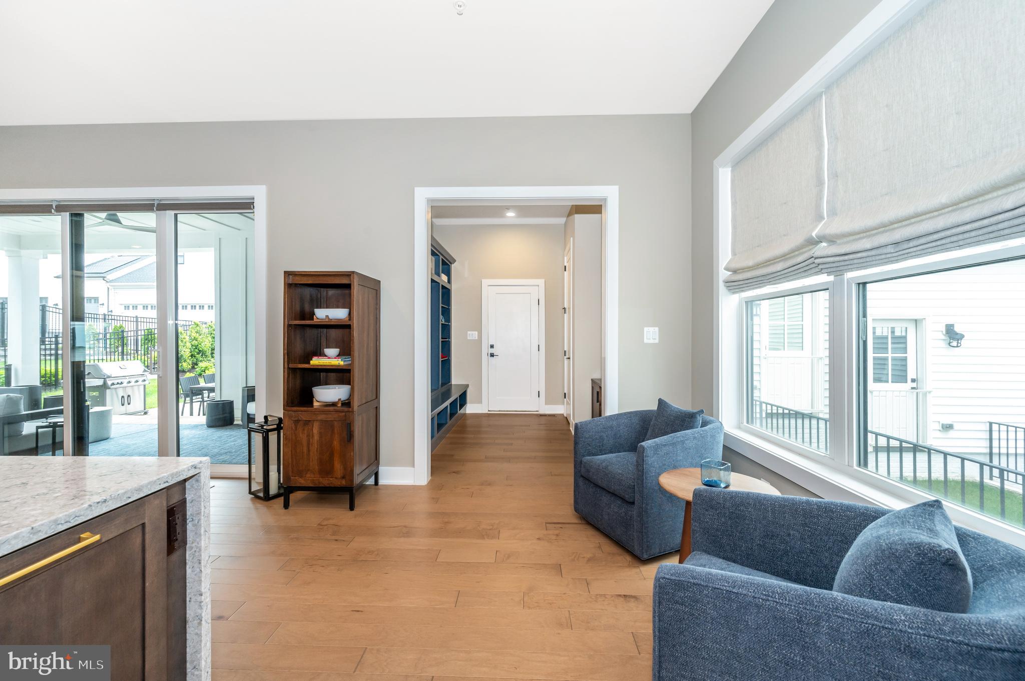 MT. PROSPECT - Residential