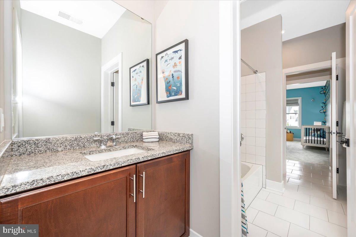 MT. PROSPECT - Residential