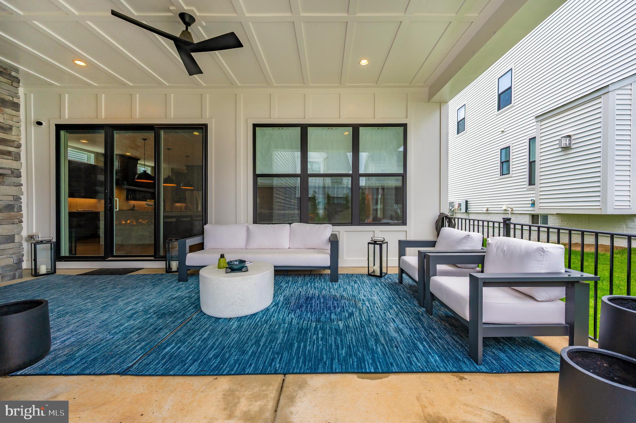 MT. PROSPECT - Residential