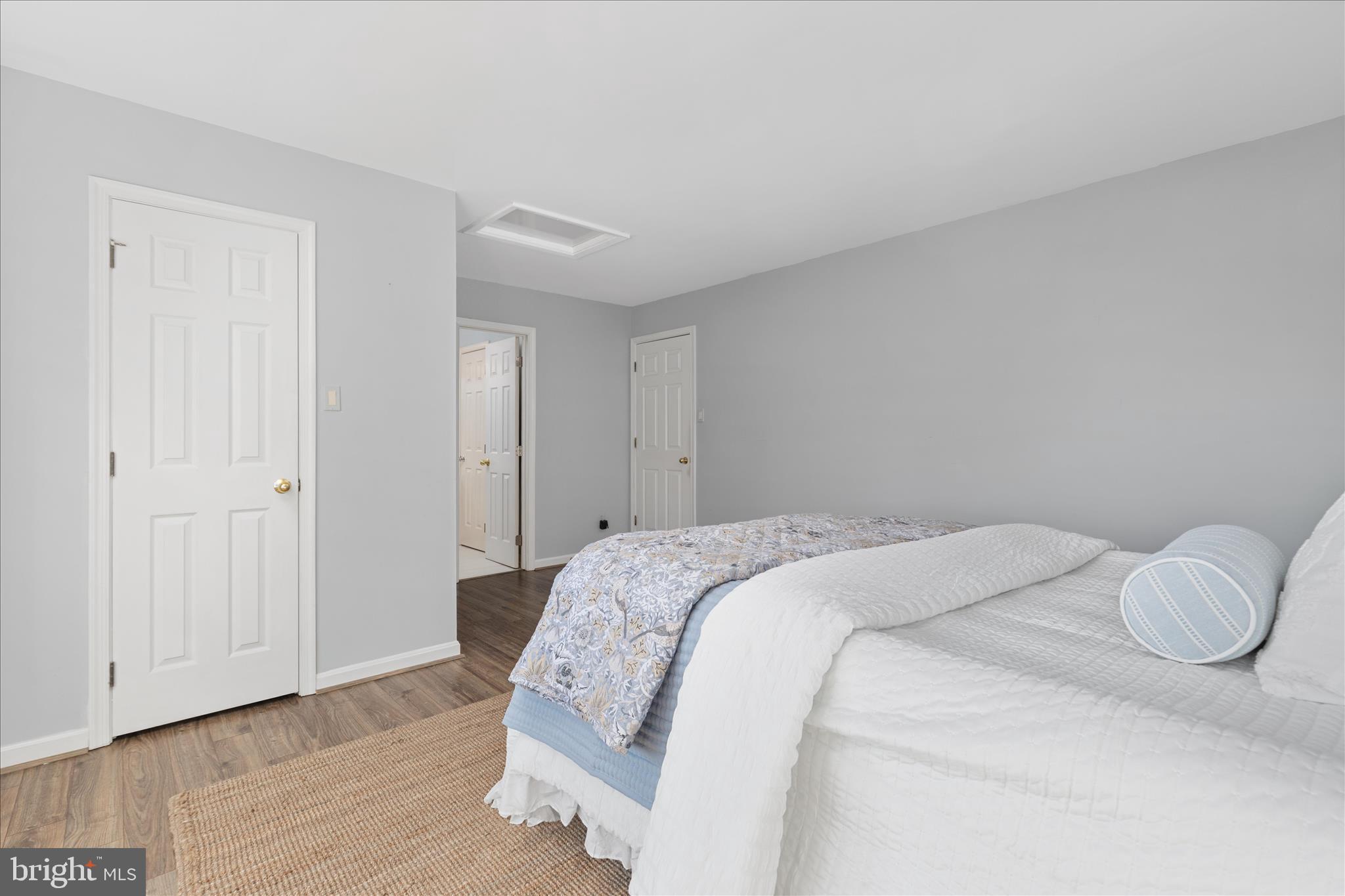 CROSSPOINTE - Residential