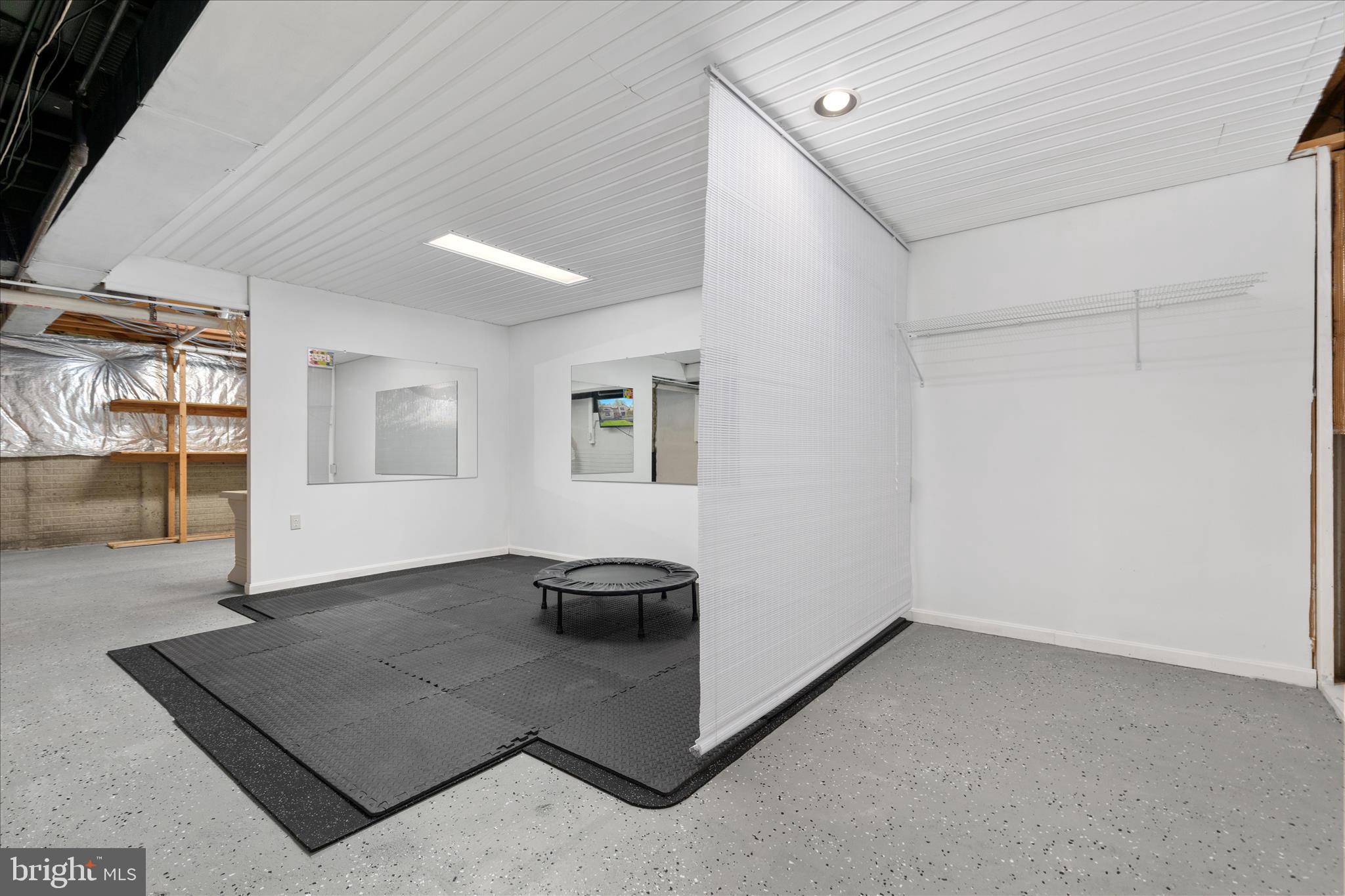 CROSSPOINTE - Residential