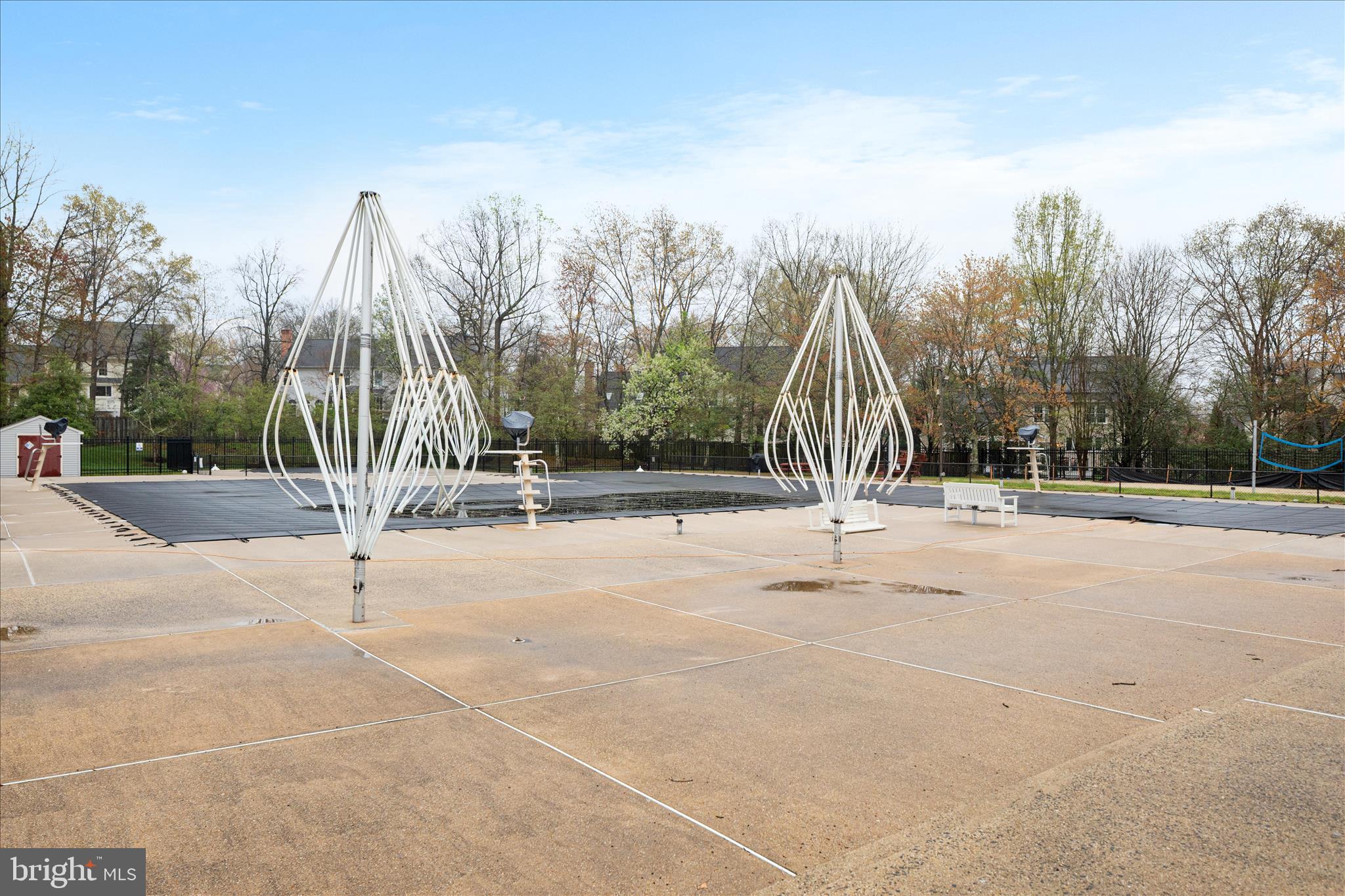 CROSSPOINTE - Residential