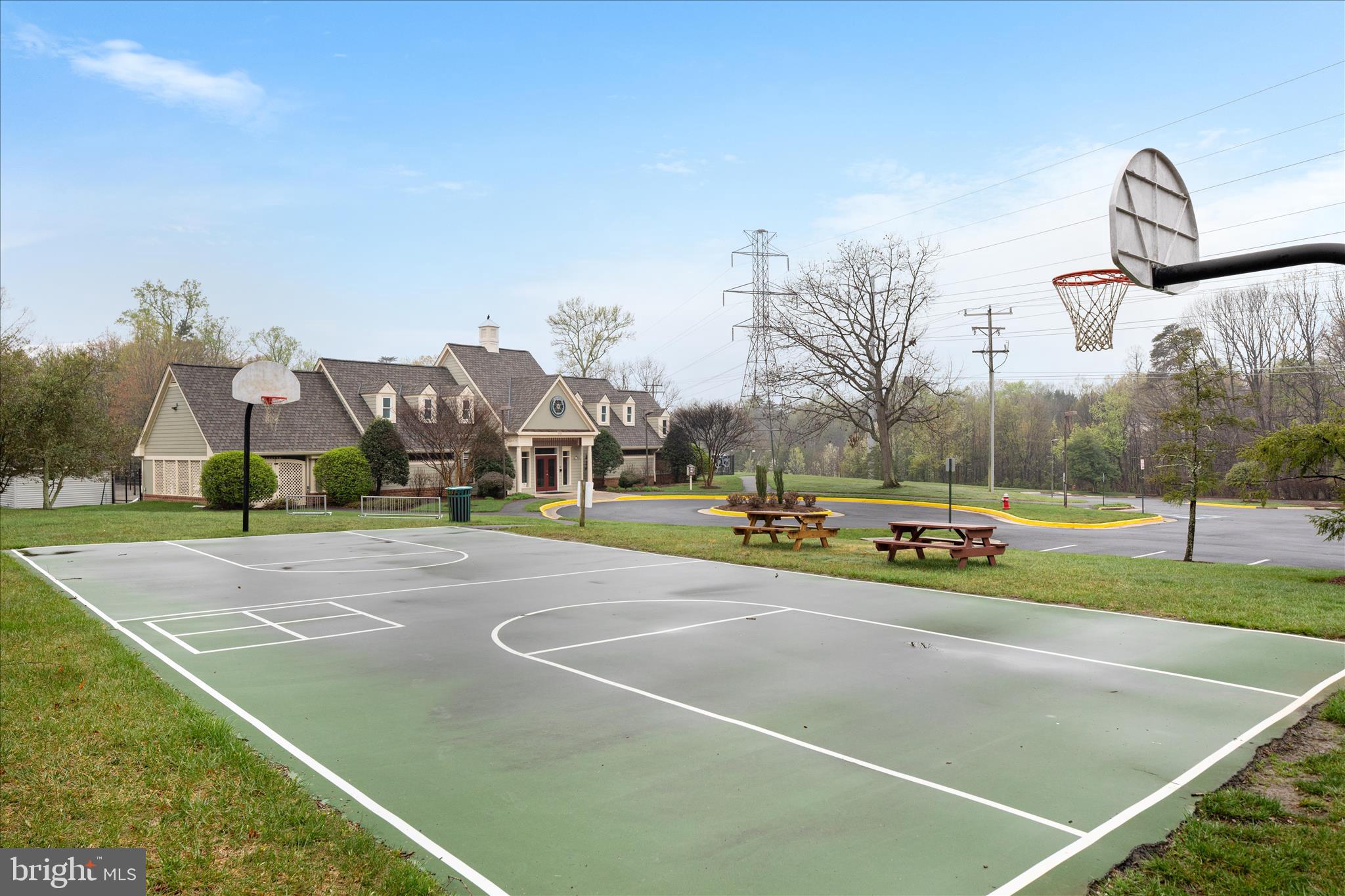 CROSSPOINTE - Residential