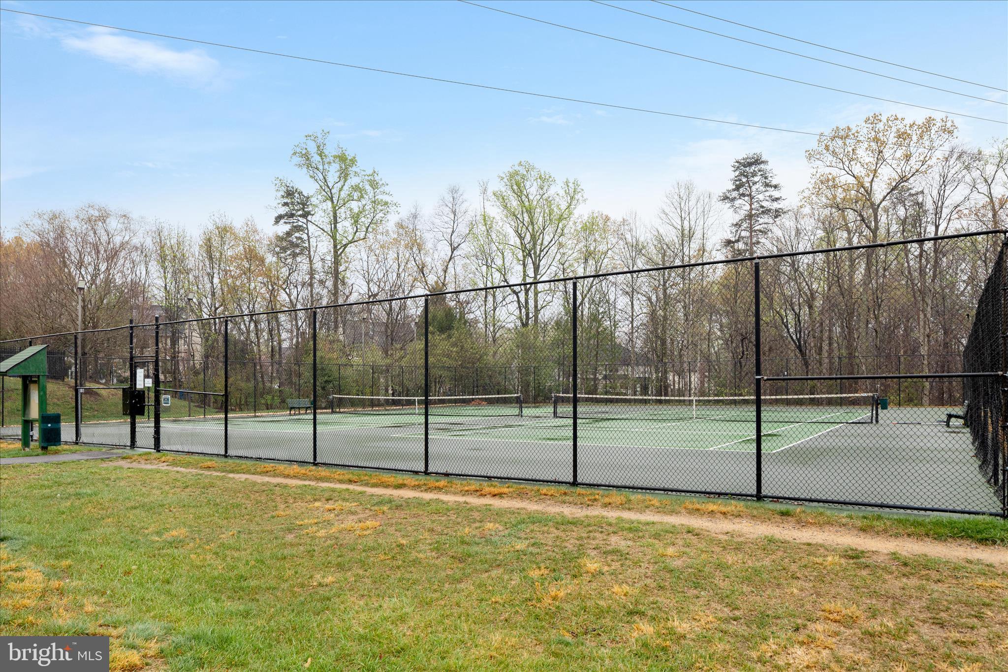 CROSSPOINTE - Residential