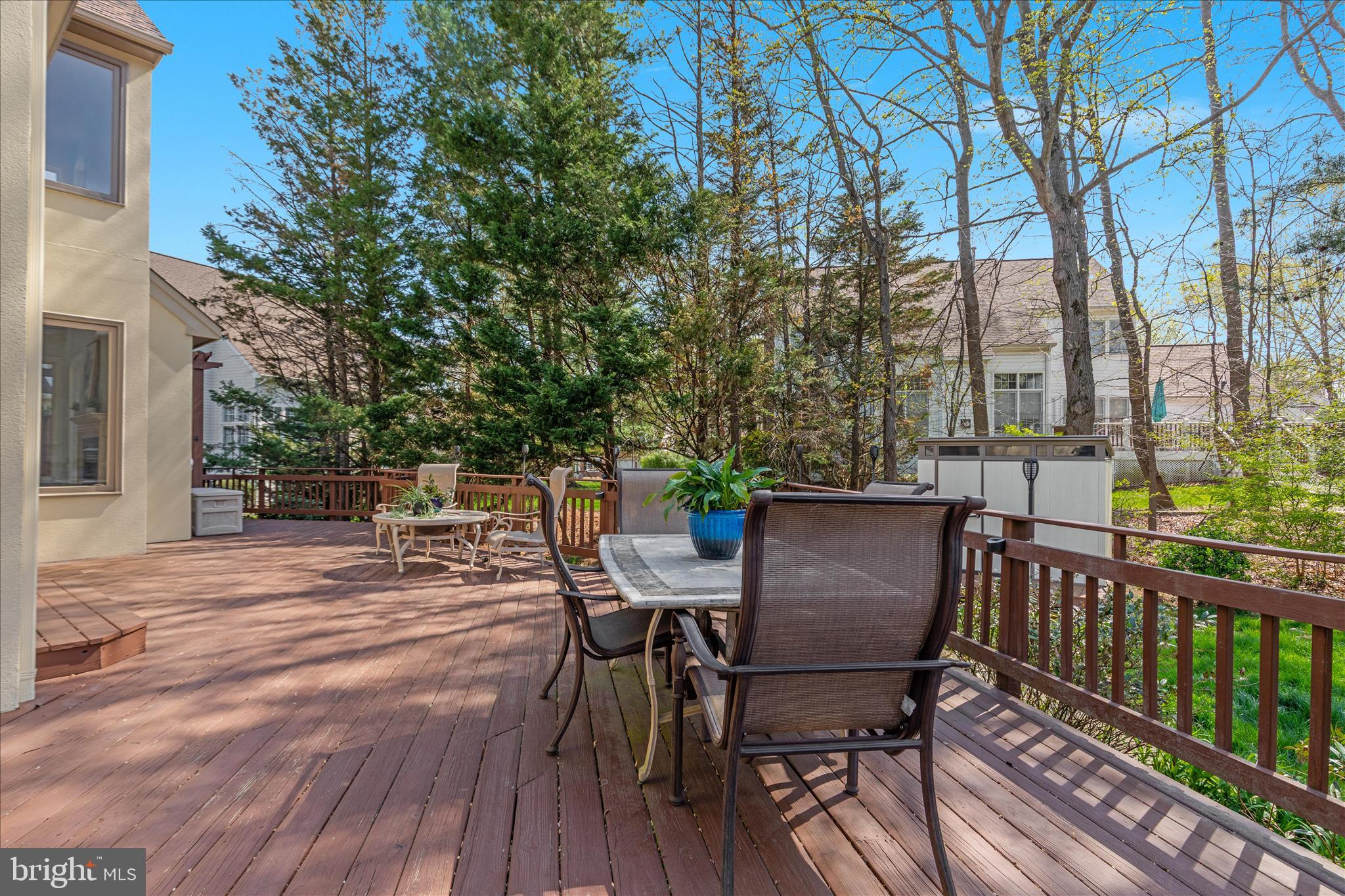 CROSSPOINTE - Residential