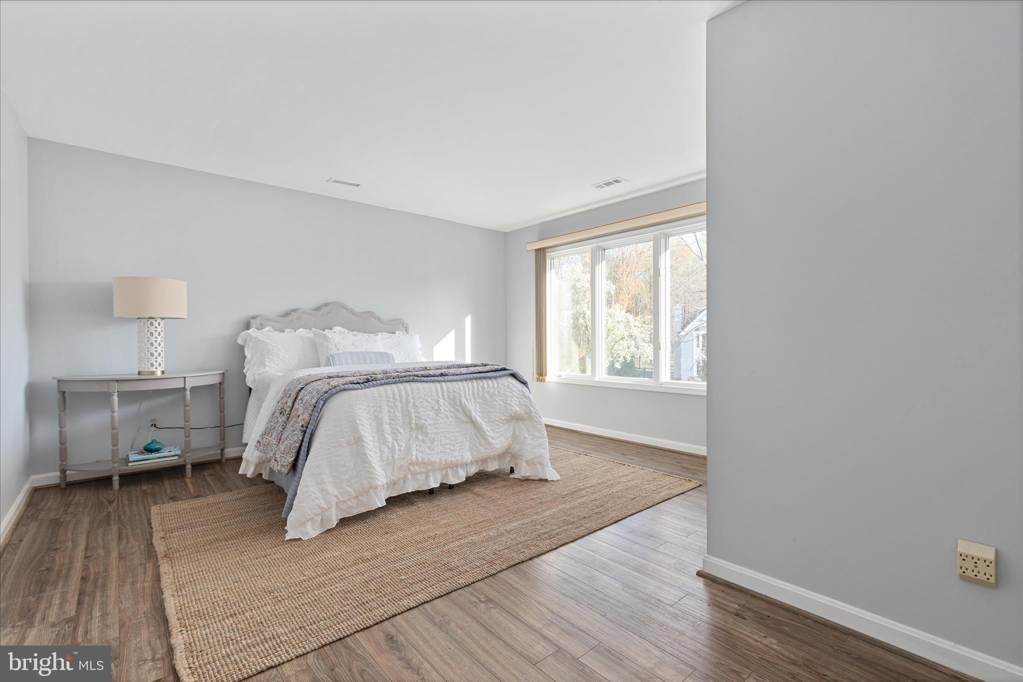 CROSSPOINTE - Residential