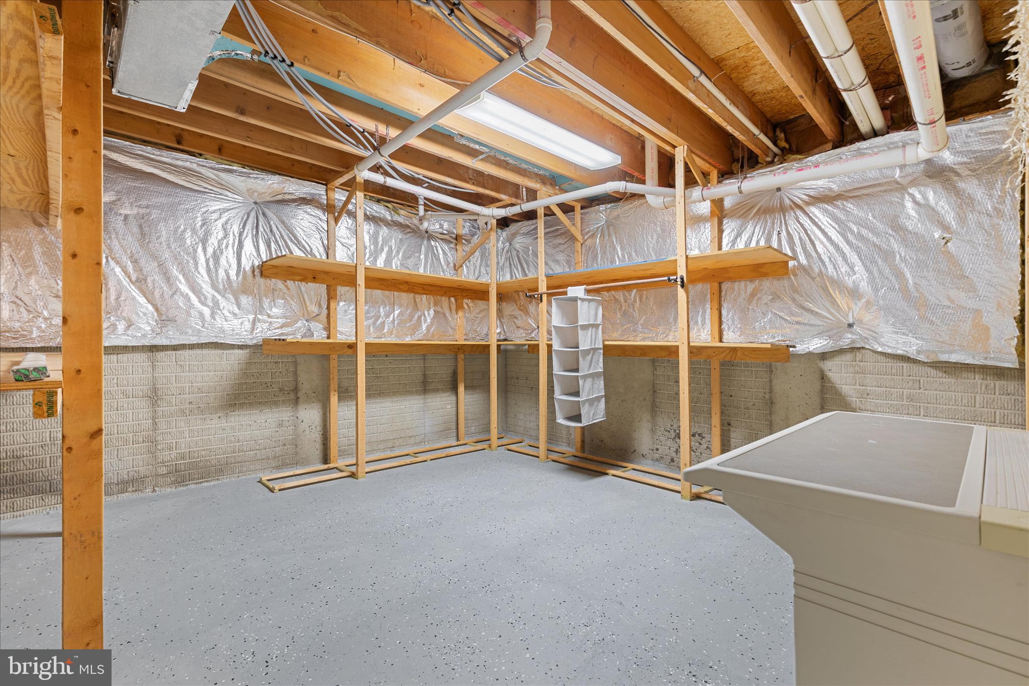 CROSSPOINTE - Residential