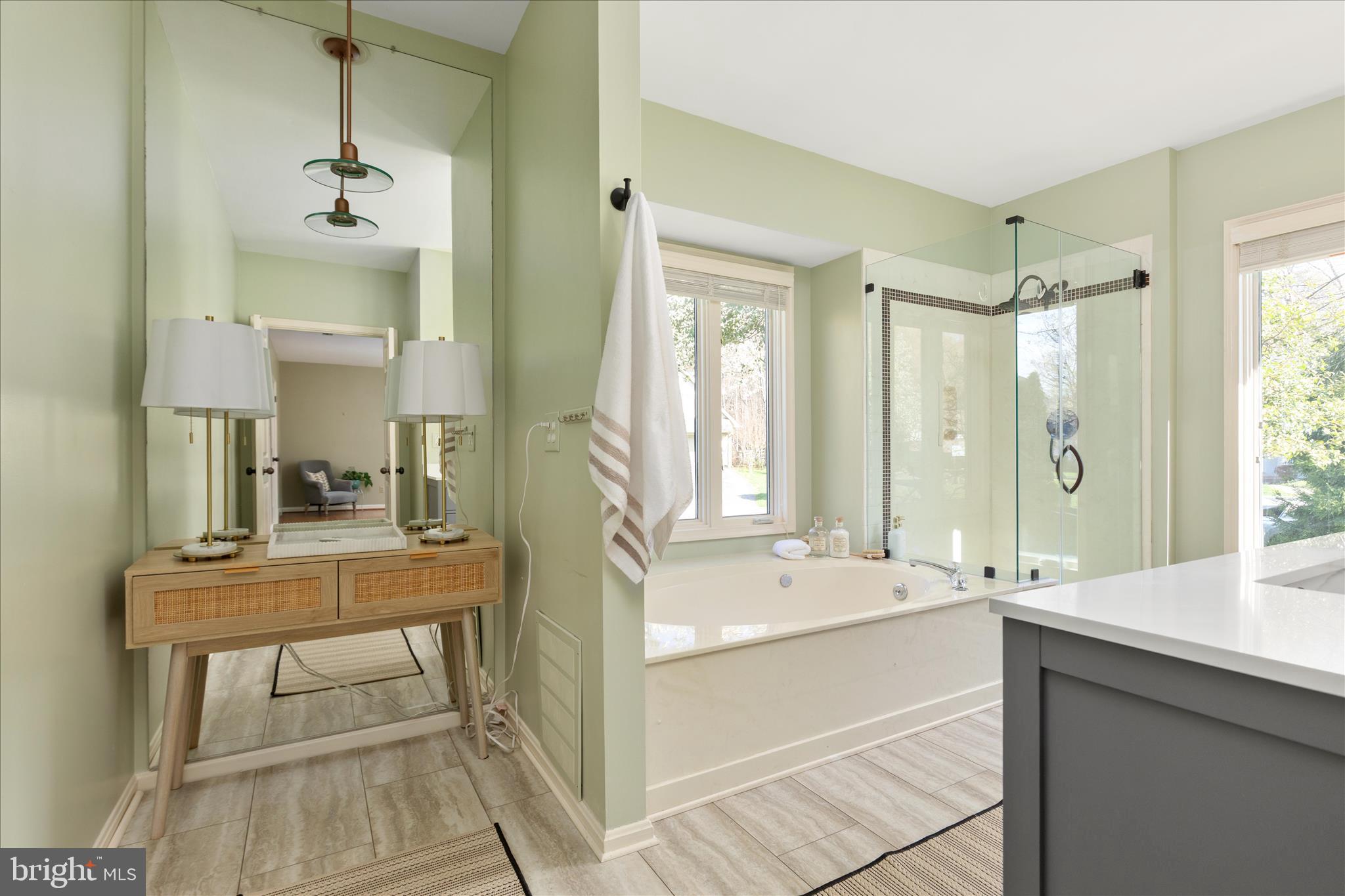 CROSSPOINTE - Residential