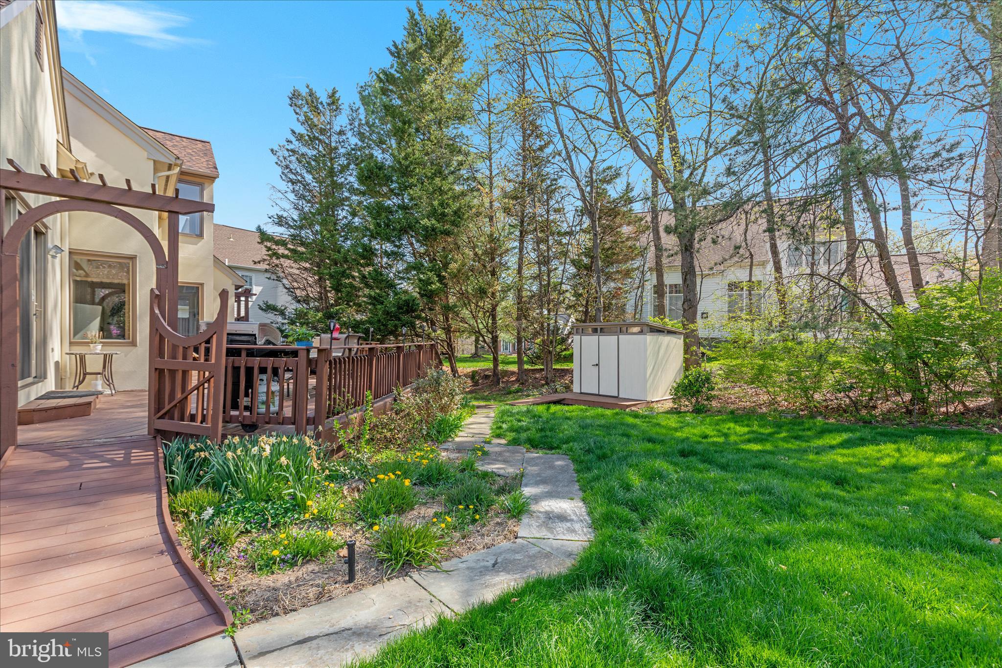 CROSSPOINTE - Residential