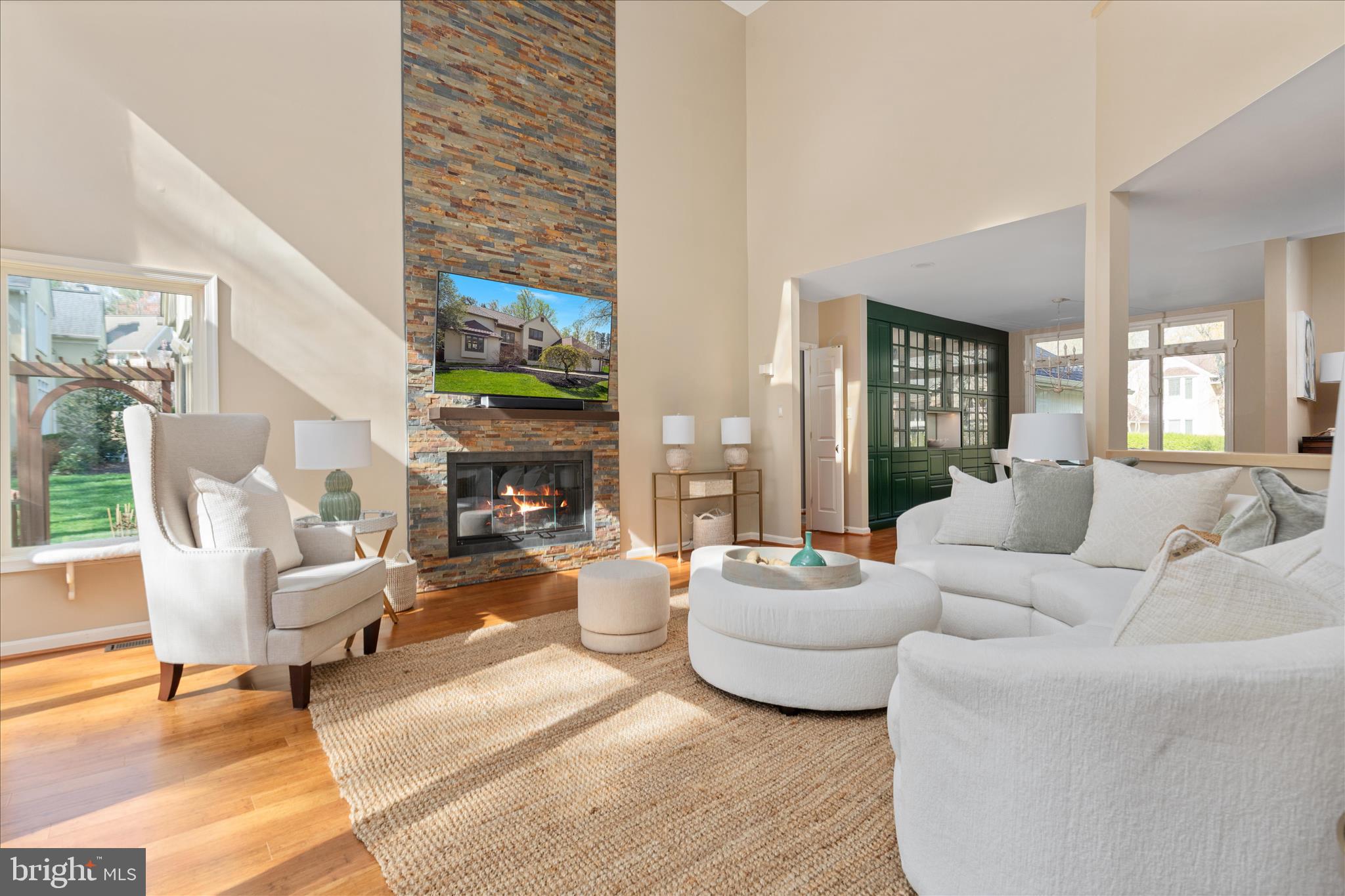 CROSSPOINTE - Residential