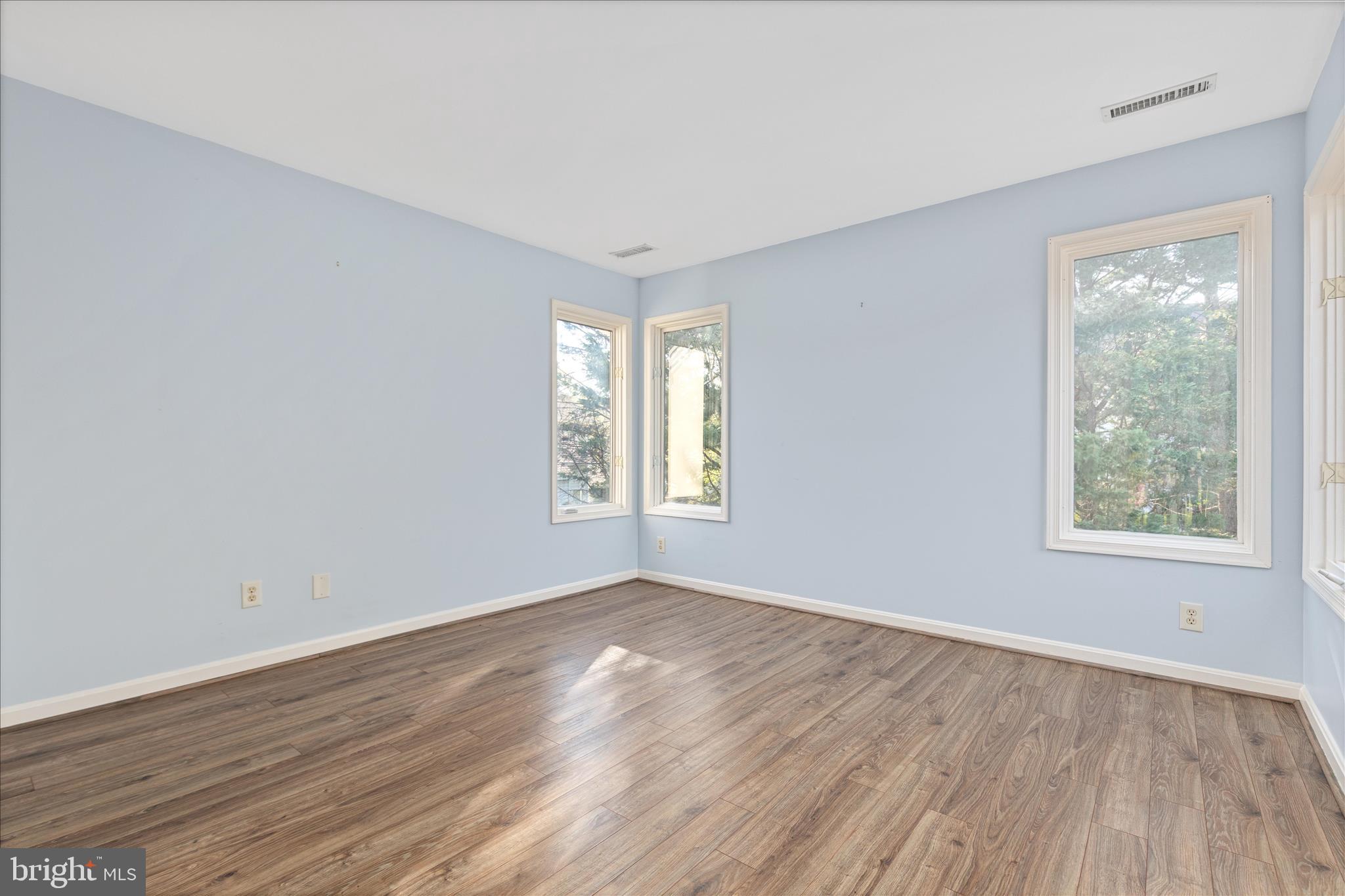 CROSSPOINTE - Residential